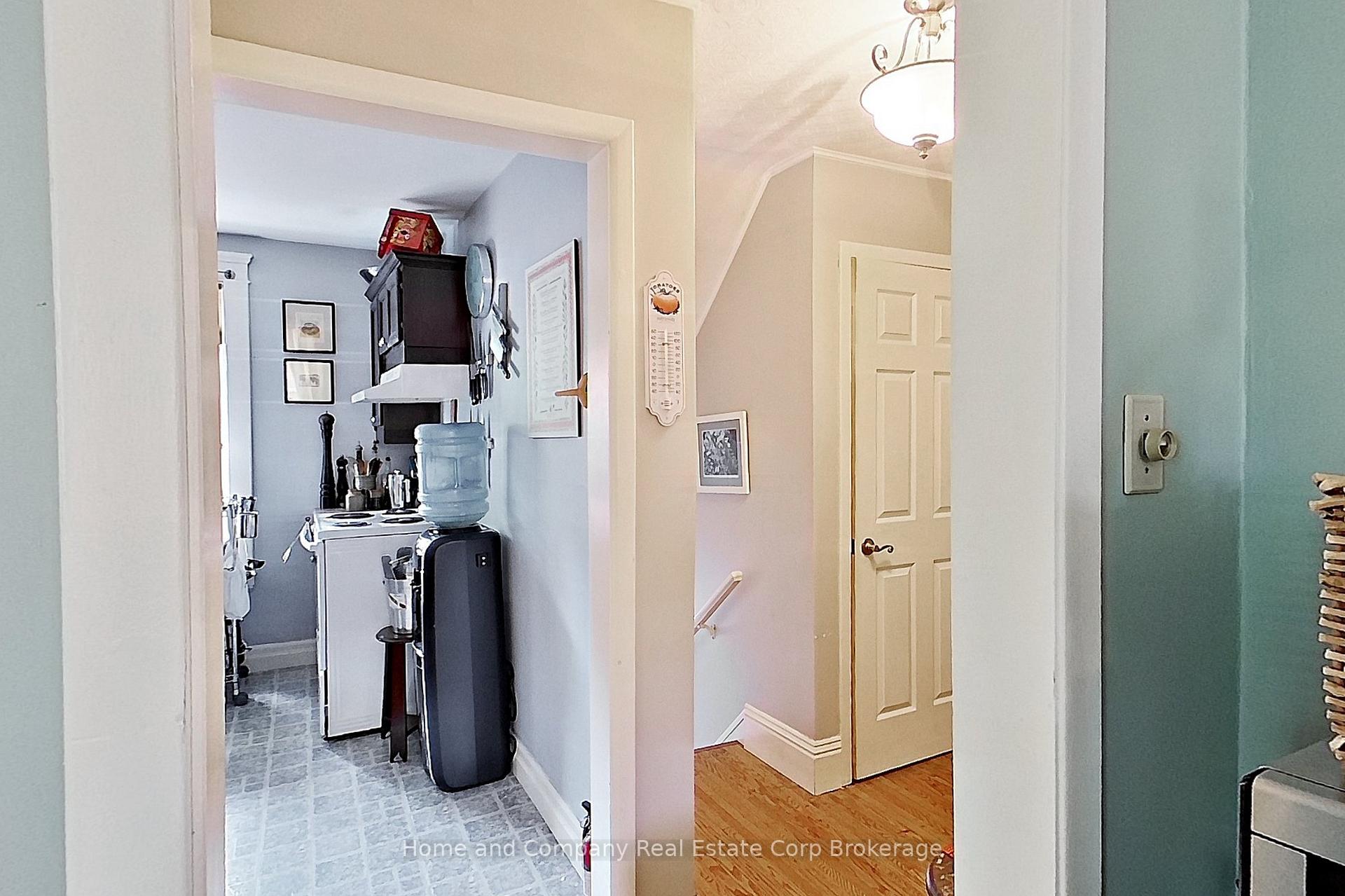 Photo 20 of 216 Douglas Street, Stratford — HOMEH