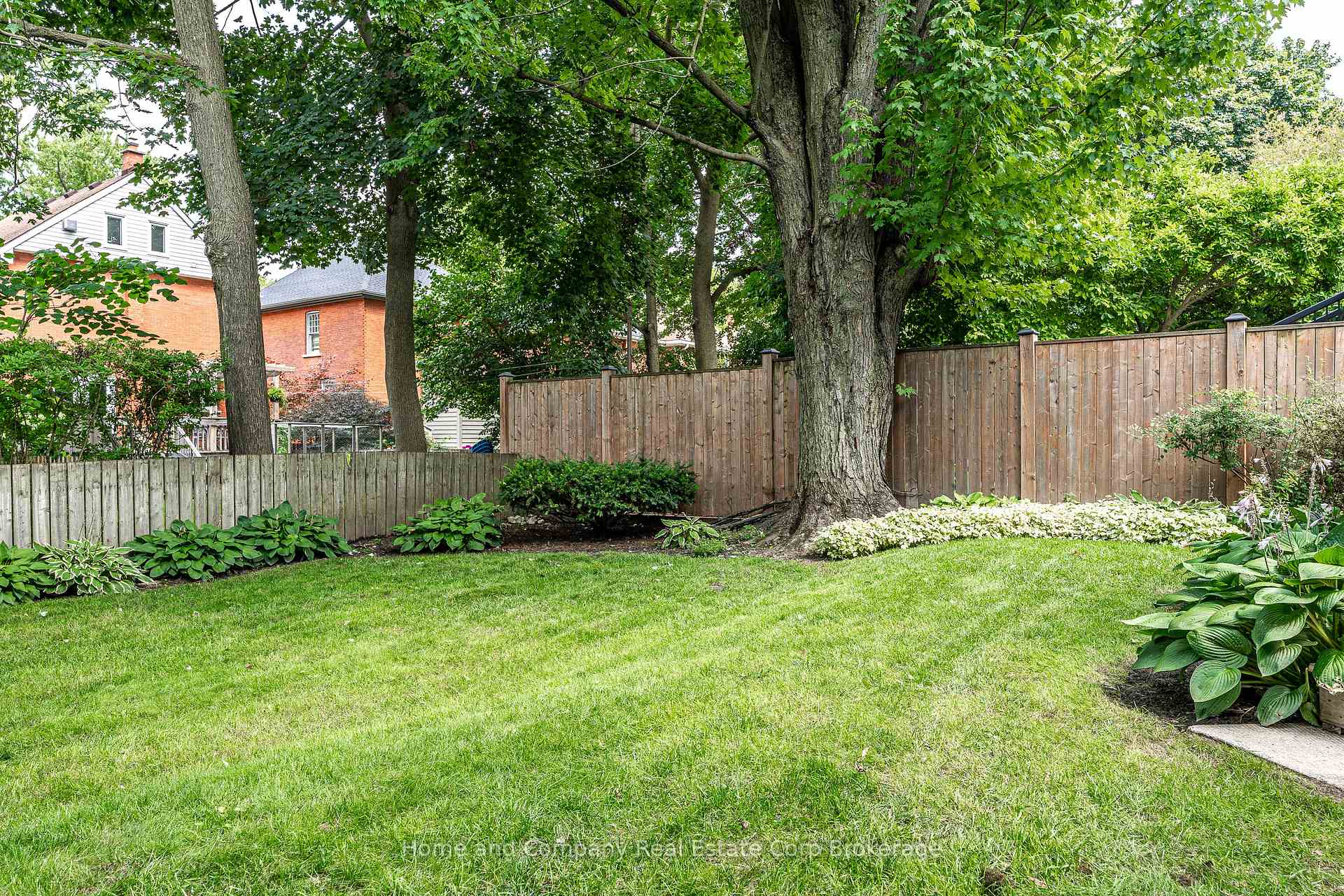 Photo 25 of 216 Douglas Street, Stratford — HOMEH