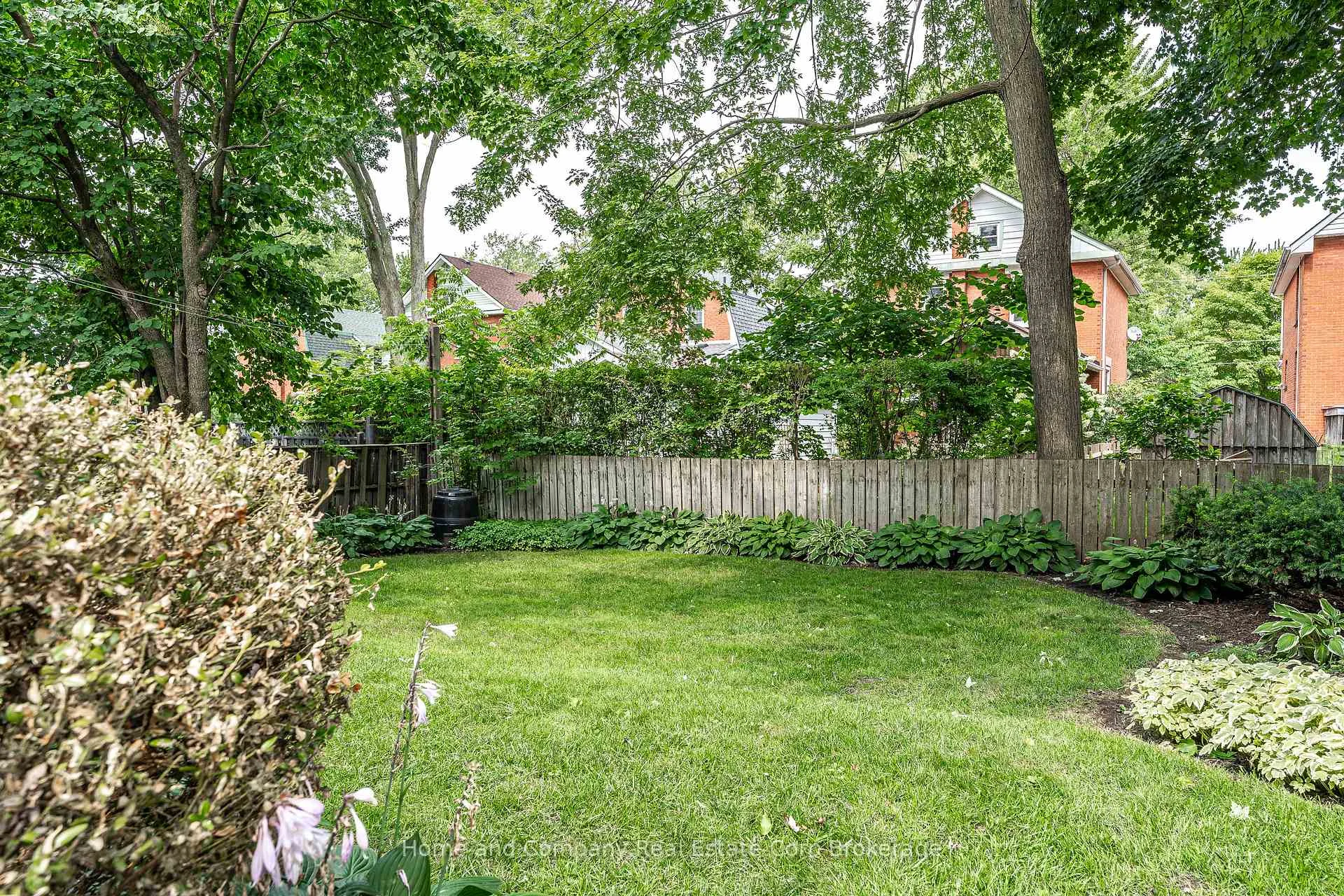 Photo 29 of 216 Douglas Street, Stratford — HOMEH