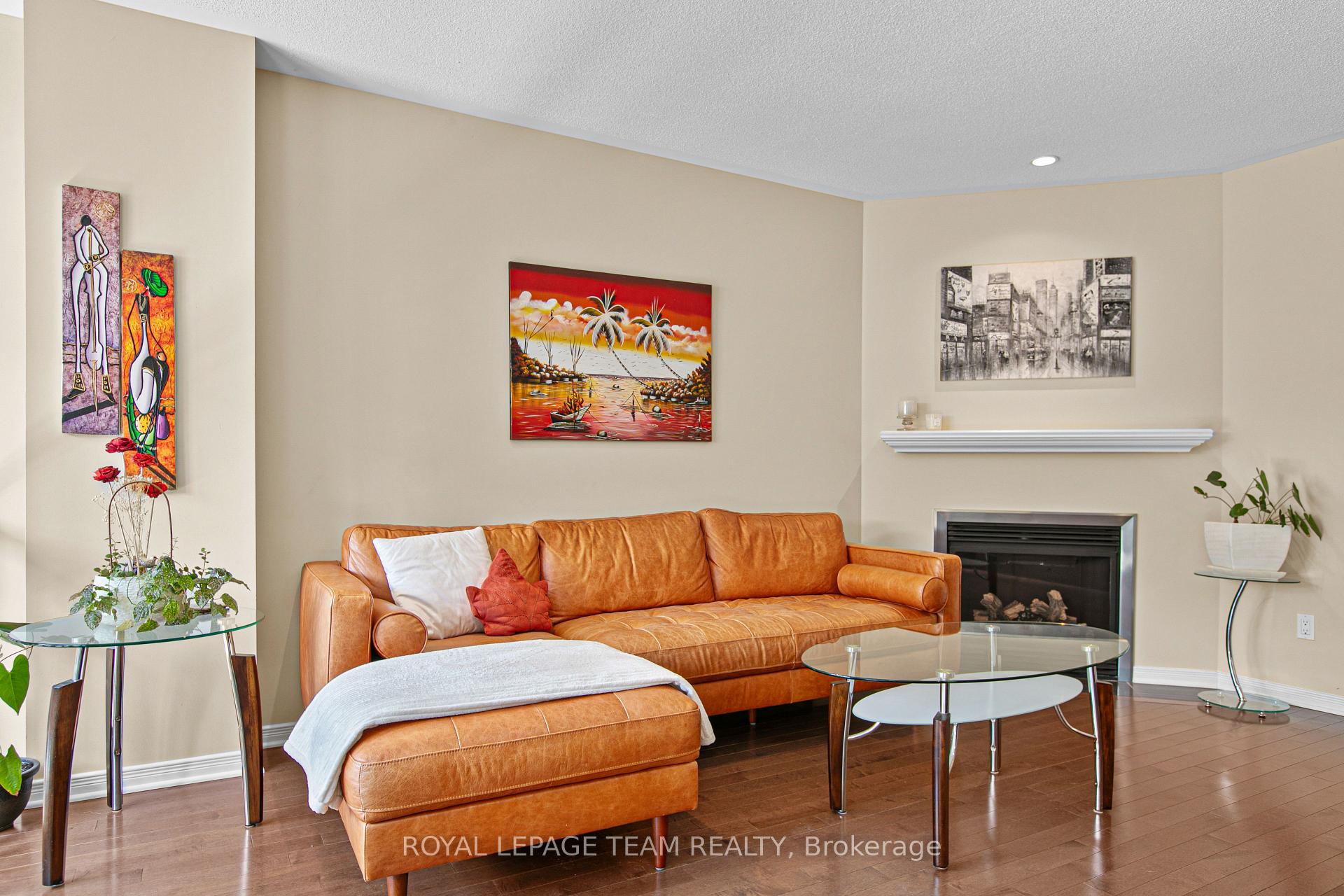 Photo 10 of 411 June Court, Ottawa, Mer Bleue/Bradley Estates/Anderson Park — HOMEH