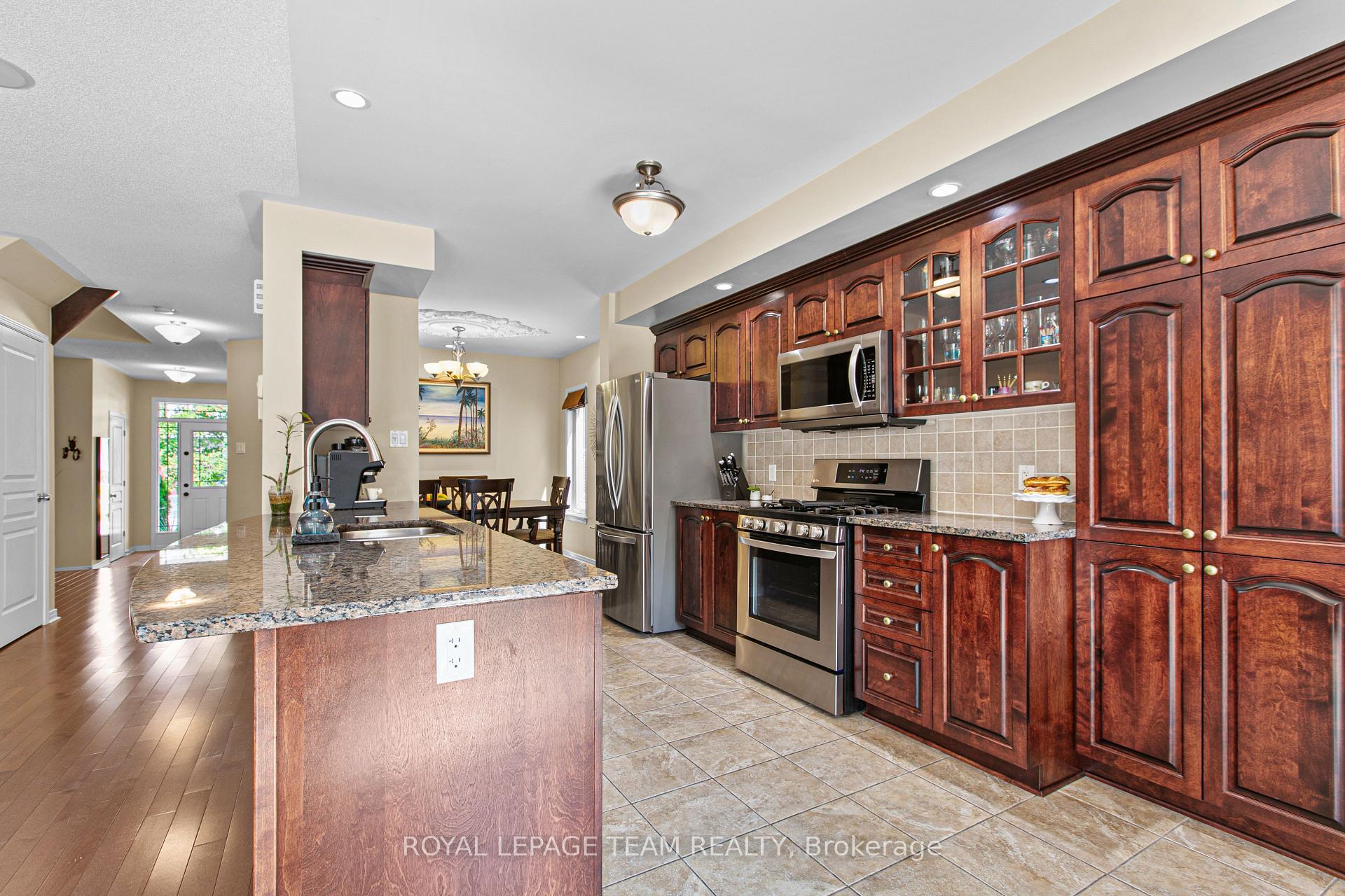Photo 11 of 411 June Court, Ottawa, Mer Bleue/Bradley Estates/Anderson Park — HOMEH