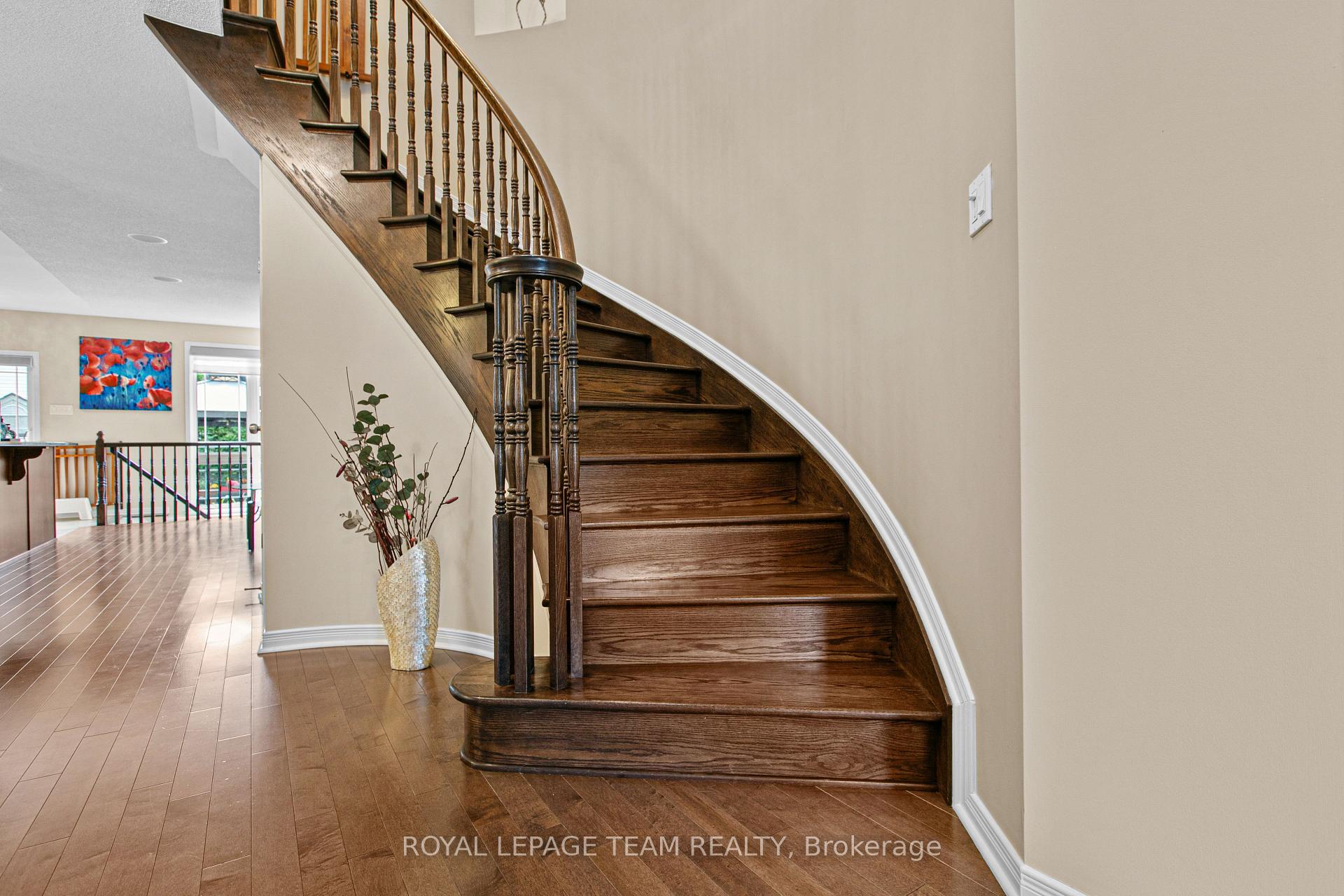 Photo 16 of 411 June Court, Ottawa, Mer Bleue/Bradley Estates/Anderson Park — HOMEH