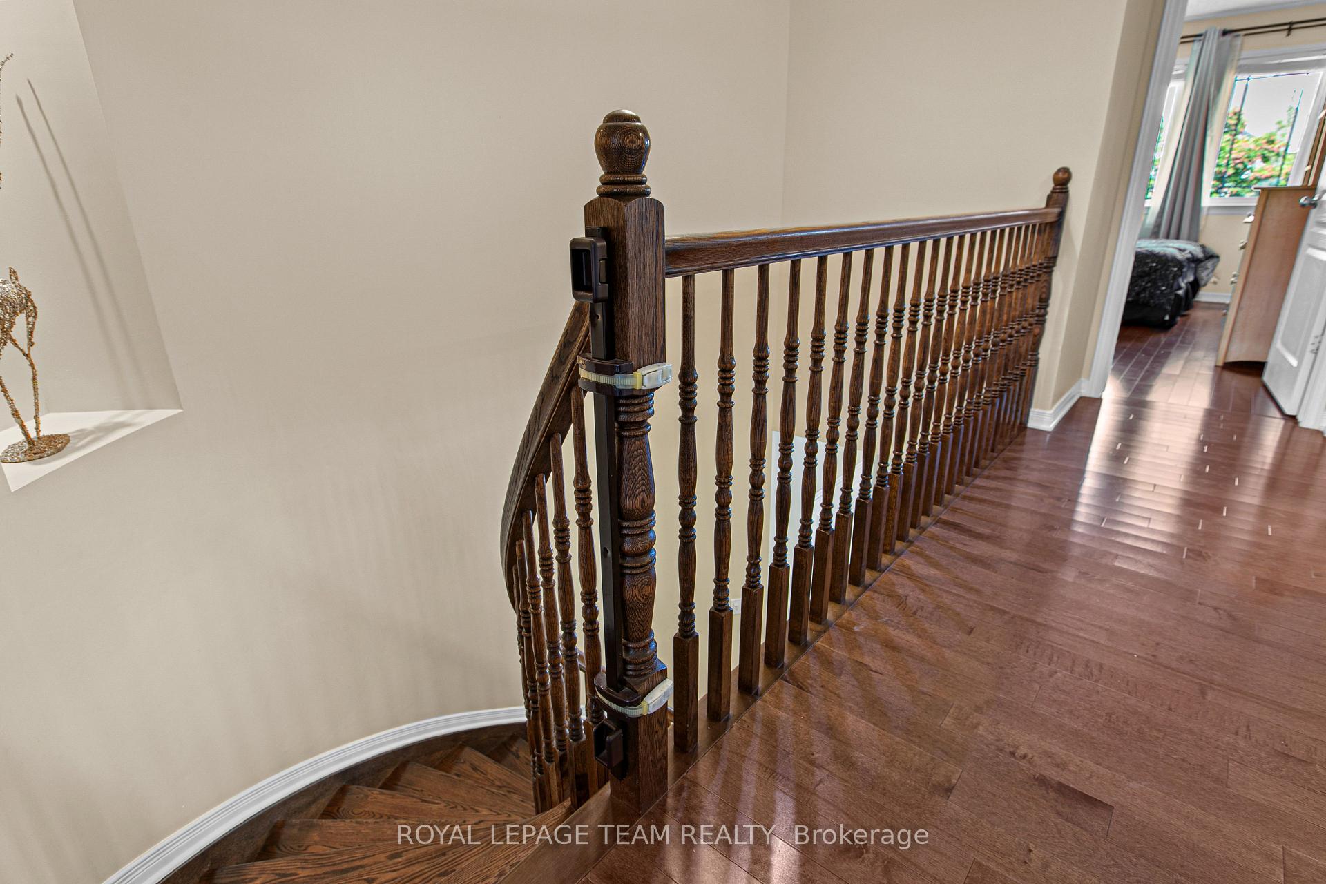 Photo 17 of 411 June Court, Ottawa, Mer Bleue/Bradley Estates/Anderson Park — HOMEH