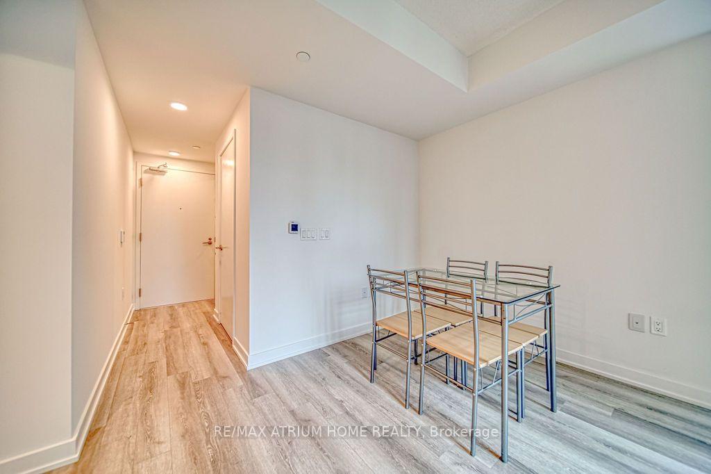 Photo 6 of Unit 2003, 238 Simcoe Street, Toronto, Kensington-Chinatown — HOMEH