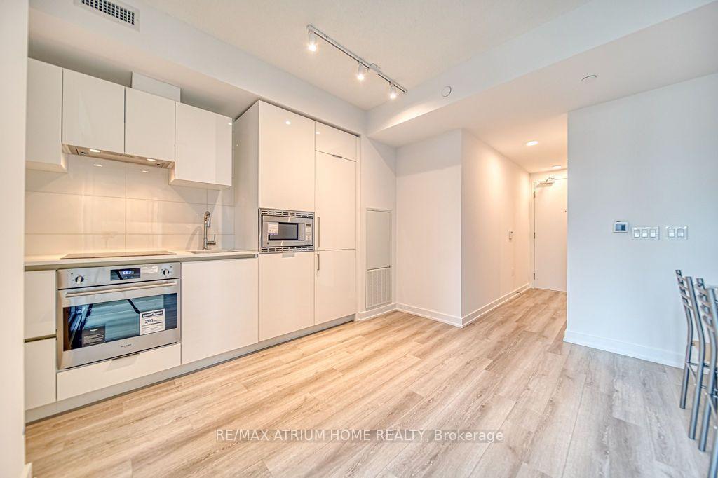Photo 9 of Unit 2003, 238 Simcoe Street, Toronto, Kensington-Chinatown — HOMEH