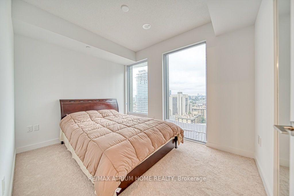 Photo 14 of Unit 2003, 238 Simcoe Street, Toronto, Kensington-Chinatown — HOMEH