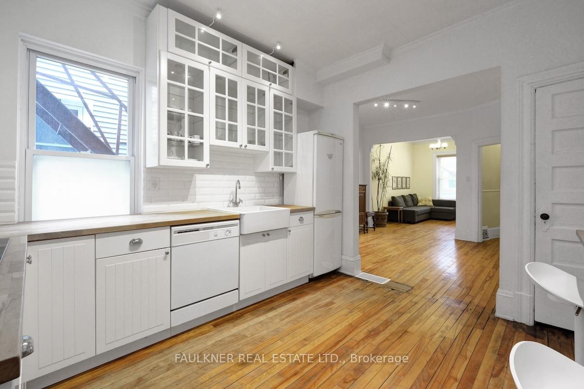Photo 11 of 136 Concord Street S, Ottawa, Ottawa East — HOMEH