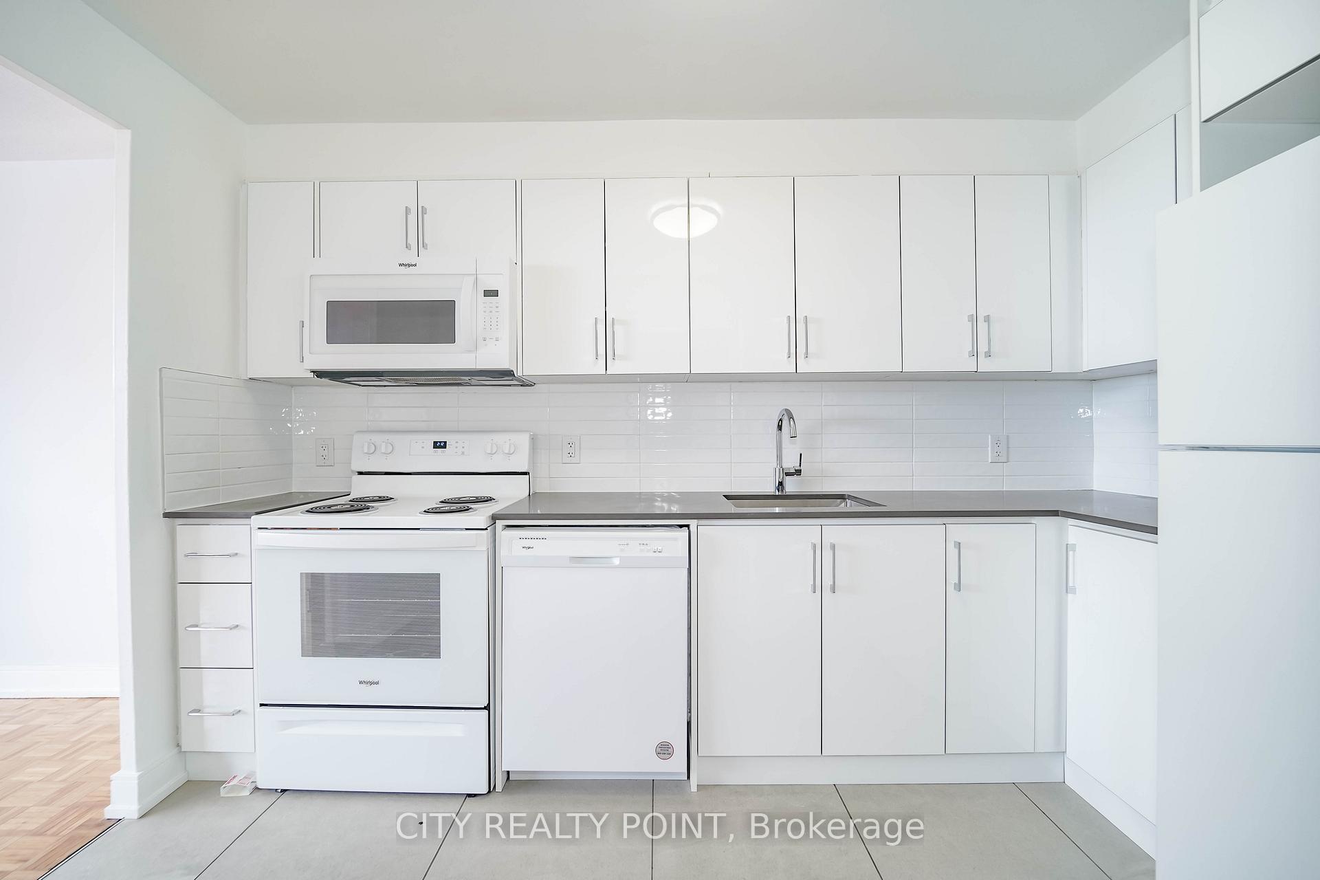 Photo 10 of Unit 310, 6200 Bathurst Street, North York, Westminster-Branson — HOMEH