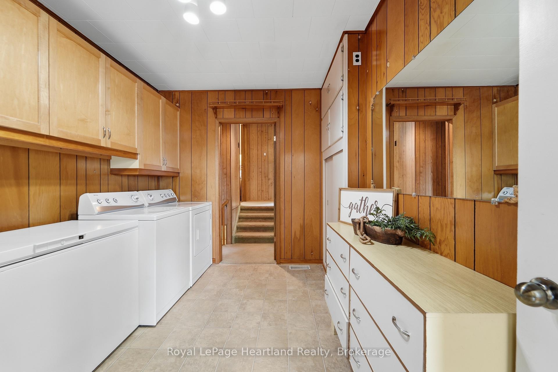 Photo 15 of 128 Britannia Road W, Goderich, Goderich (Town) — HOMEH