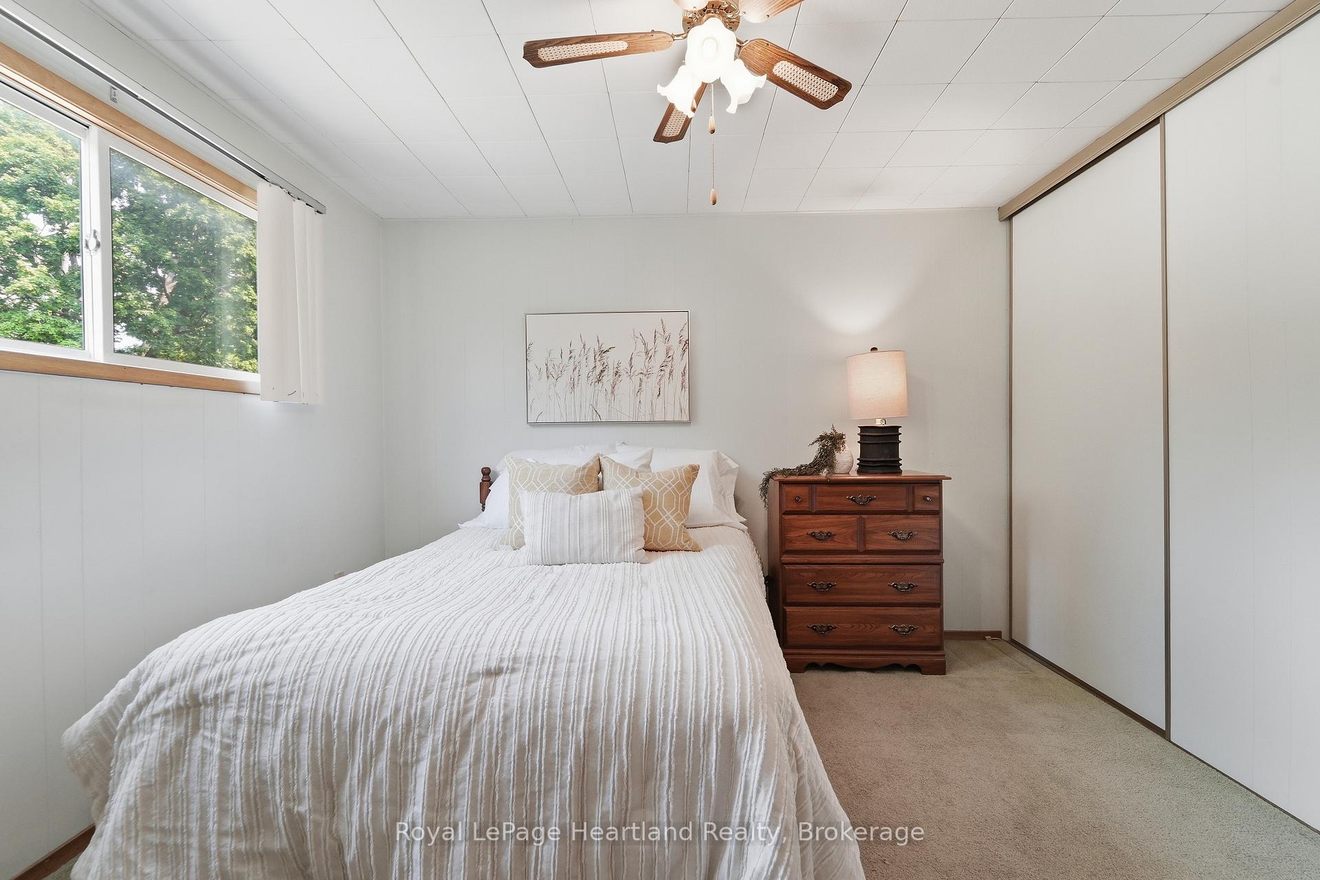 Photo 17 of 128 Britannia Road W, Goderich, Goderich (Town) — HOMEH