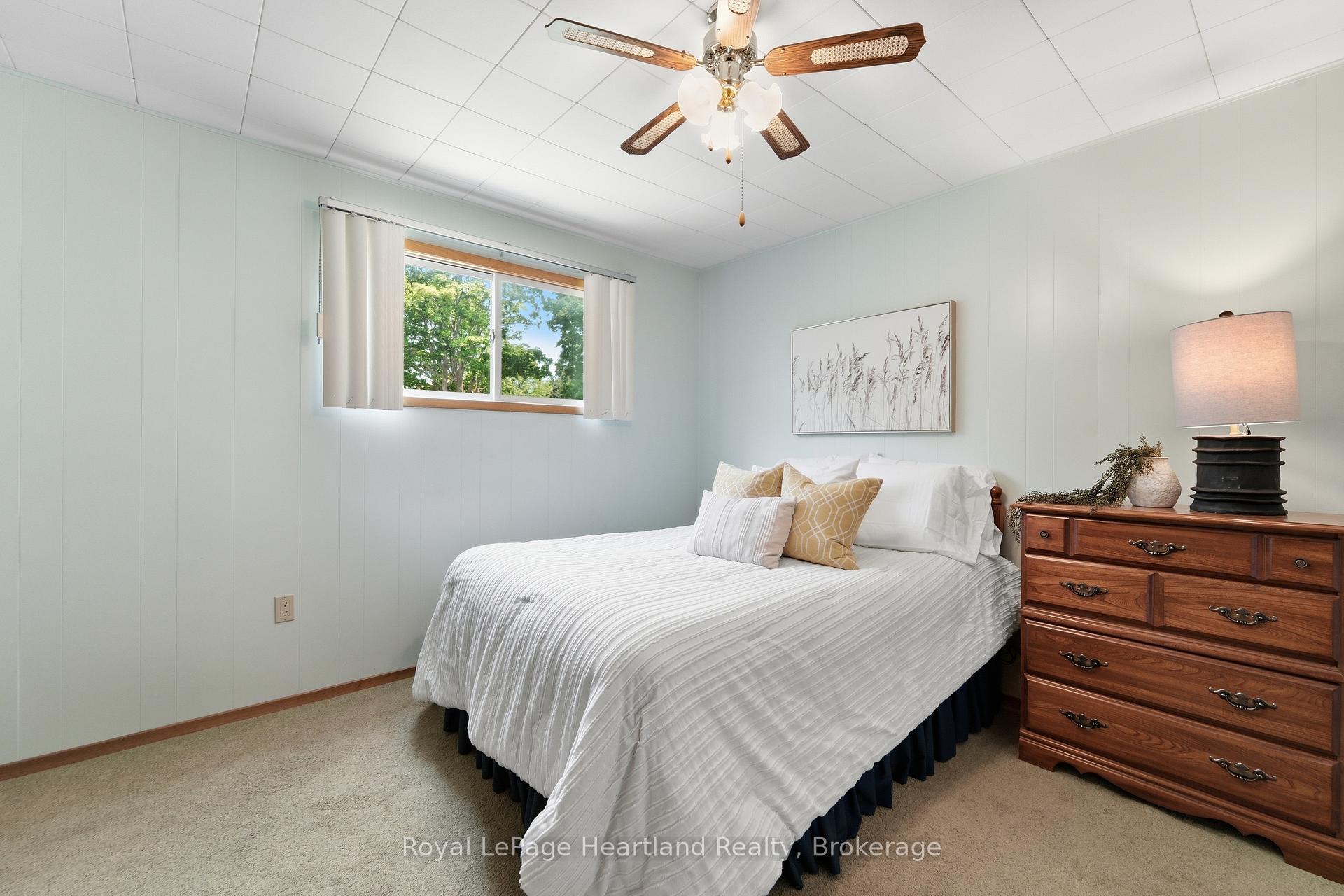 Photo 18 of 128 Britannia Road W, Goderich, Goderich (Town) — HOMEH