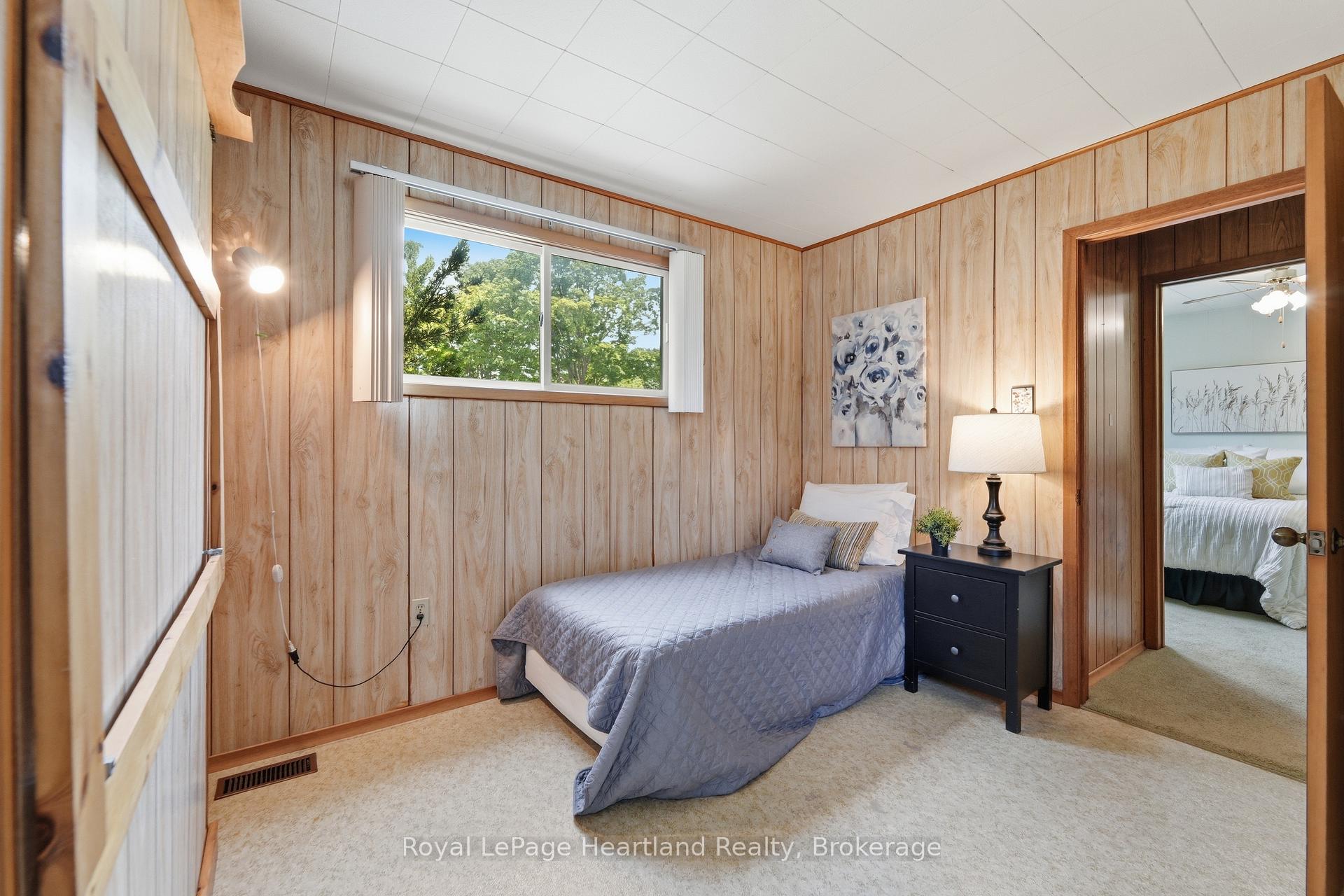 Photo 21 of 128 Britannia Road W, Goderich, Goderich (Town) — HOMEH