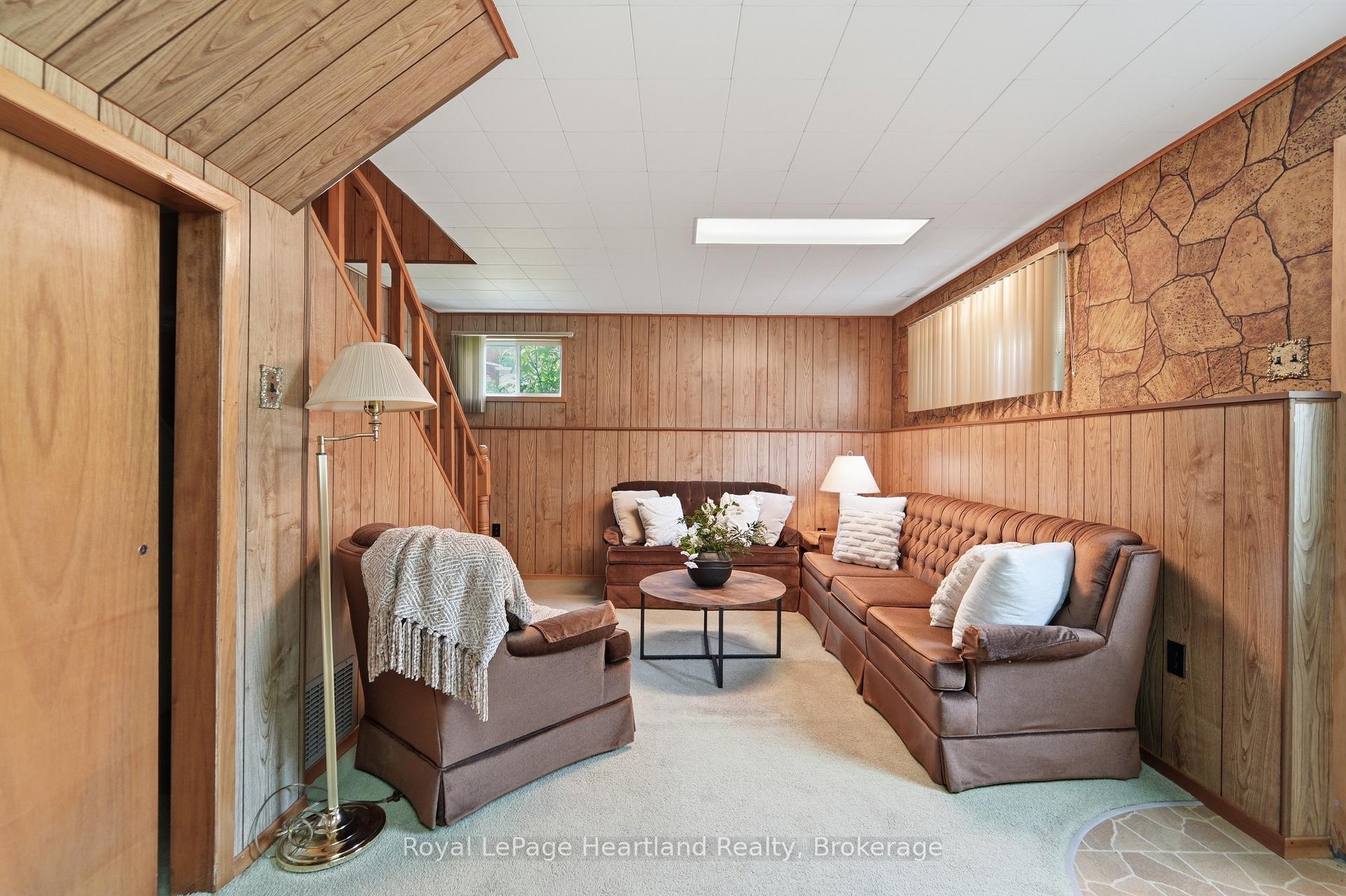 Photo 24 of 128 Britannia Road W, Goderich, Goderich (Town) — HOMEH