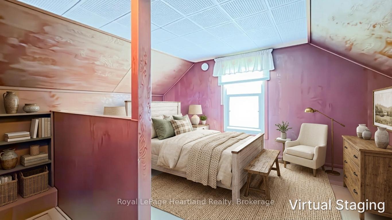 Photo 28 of 128 Britannia Road W, Goderich, Goderich (Town) — HOMEH