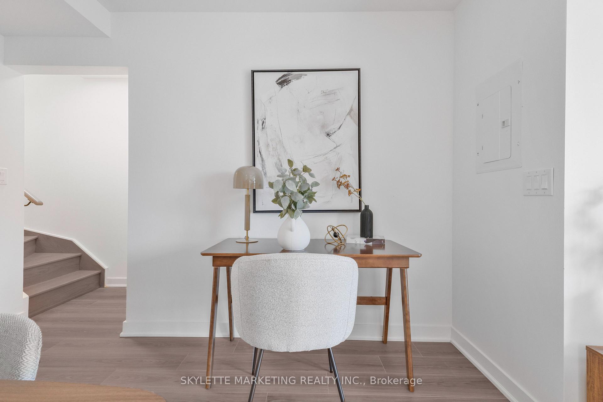 Photo 8 of Unit 13, 75 Curlew Drive, North York, Parkwoods-Donalda — HOMEH