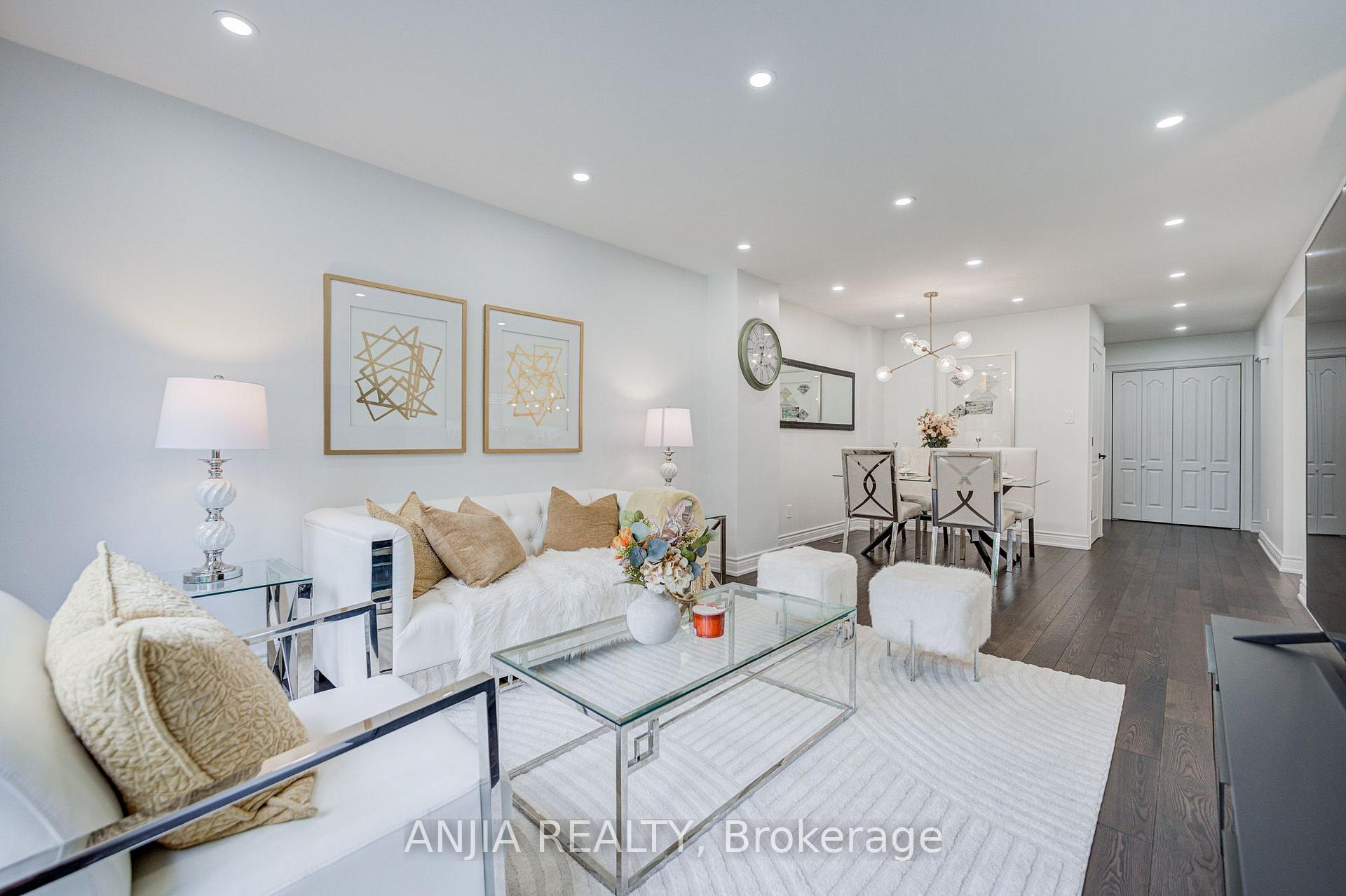 Photo 16 of 369 Mullen Drive, Vaughan, Brownridge — HOMEH
