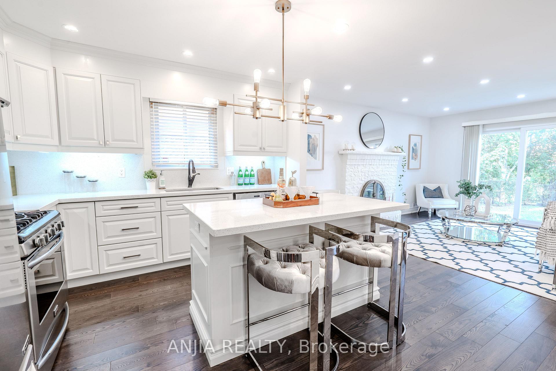 Photo 28 of 369 Mullen Drive, Vaughan, Brownridge — HOMEH
