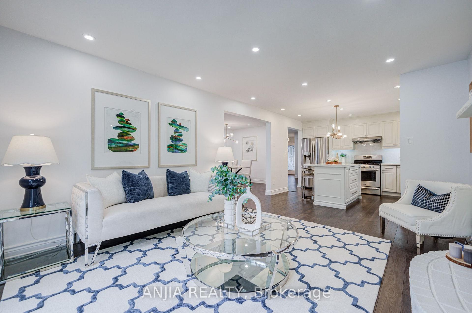 Photo 39 of 369 Mullen Drive, Vaughan, Brownridge — HOMEH