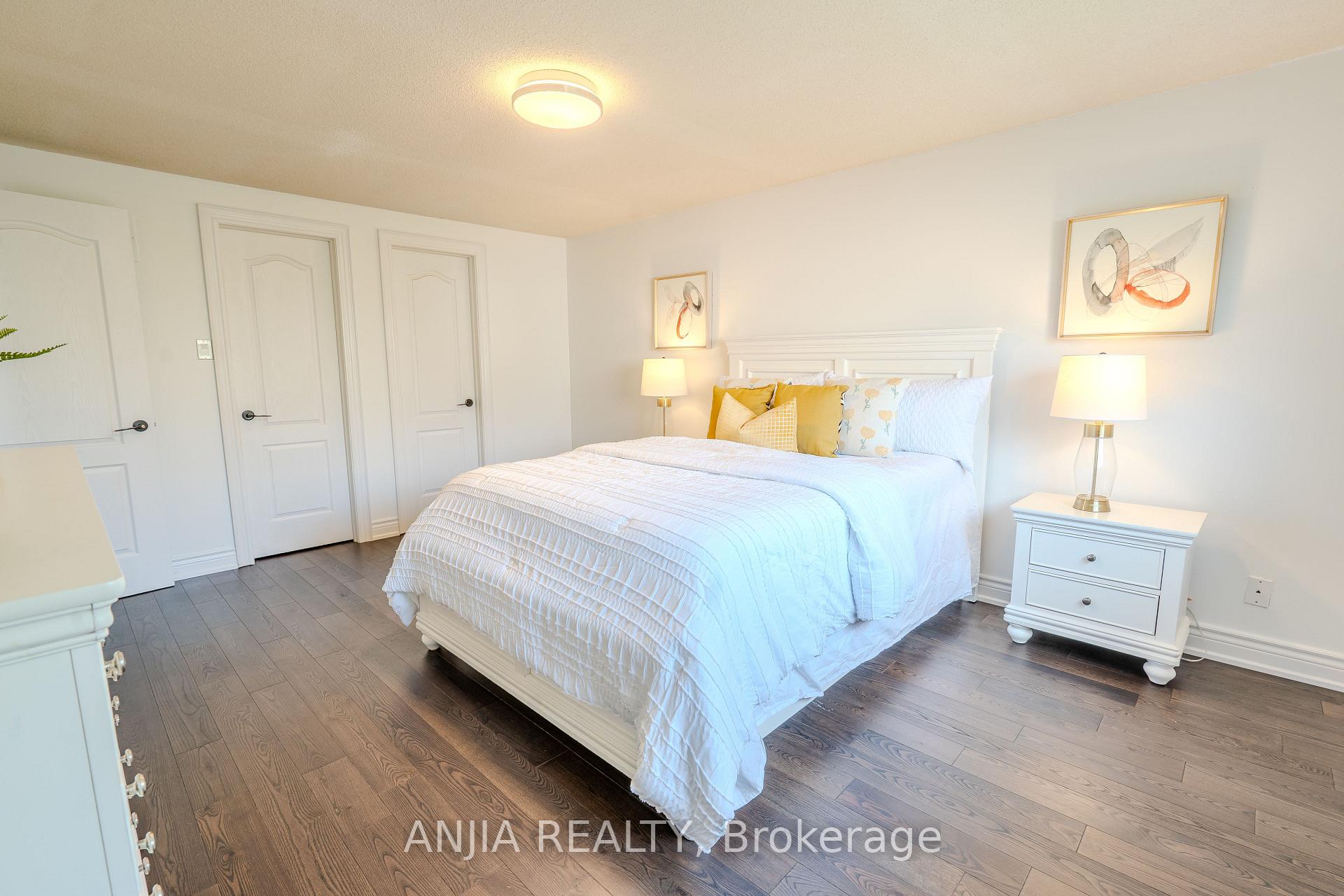 Photo 56 of 369 Mullen Drive, Vaughan, Brownridge — HOMEH