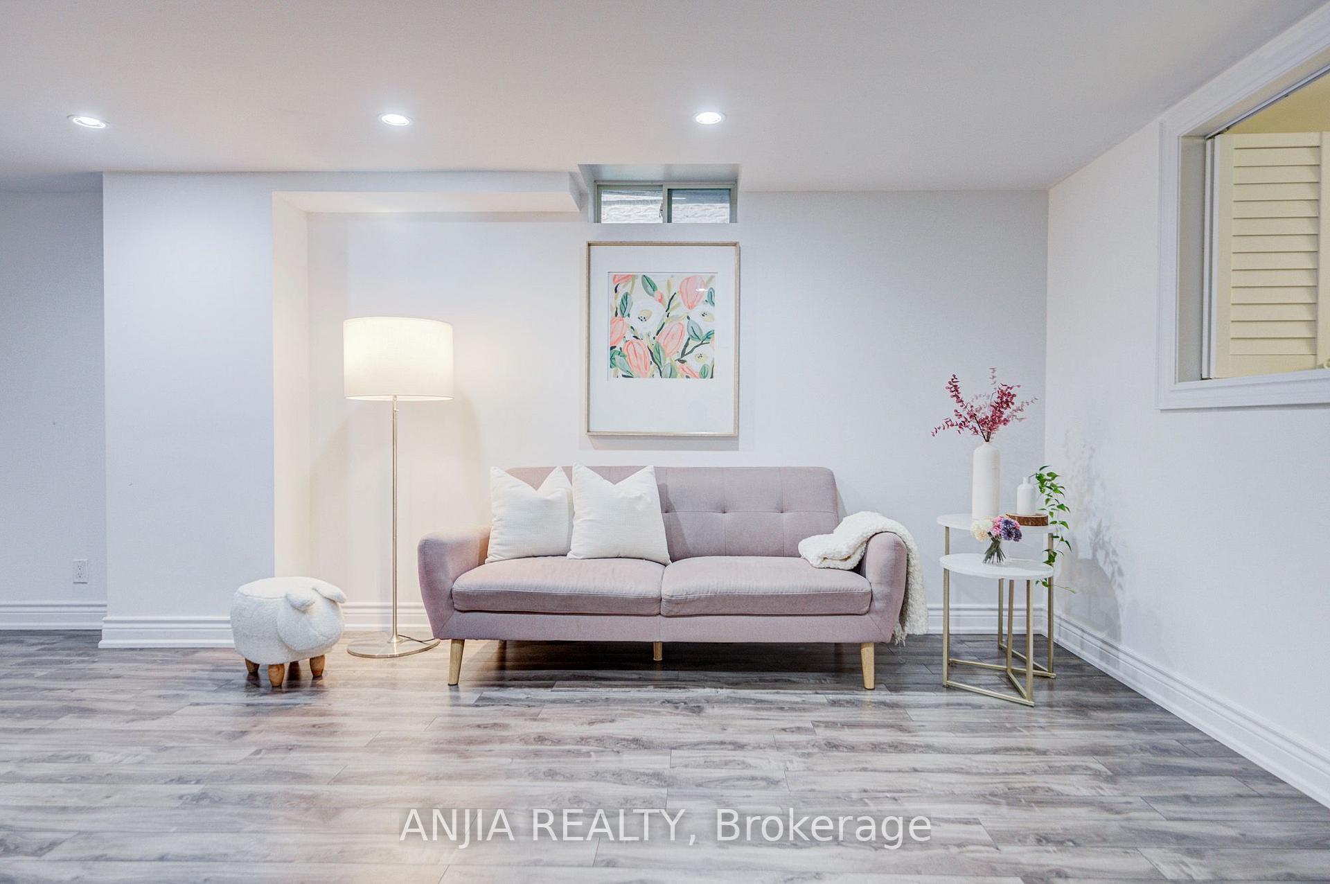 Photo 78 of 369 Mullen Drive, Vaughan, Brownridge — HOMEH