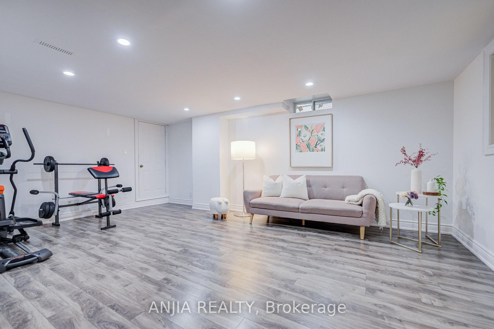 Photo 79 of 369 Mullen Drive, Vaughan, Brownridge — HOMEH