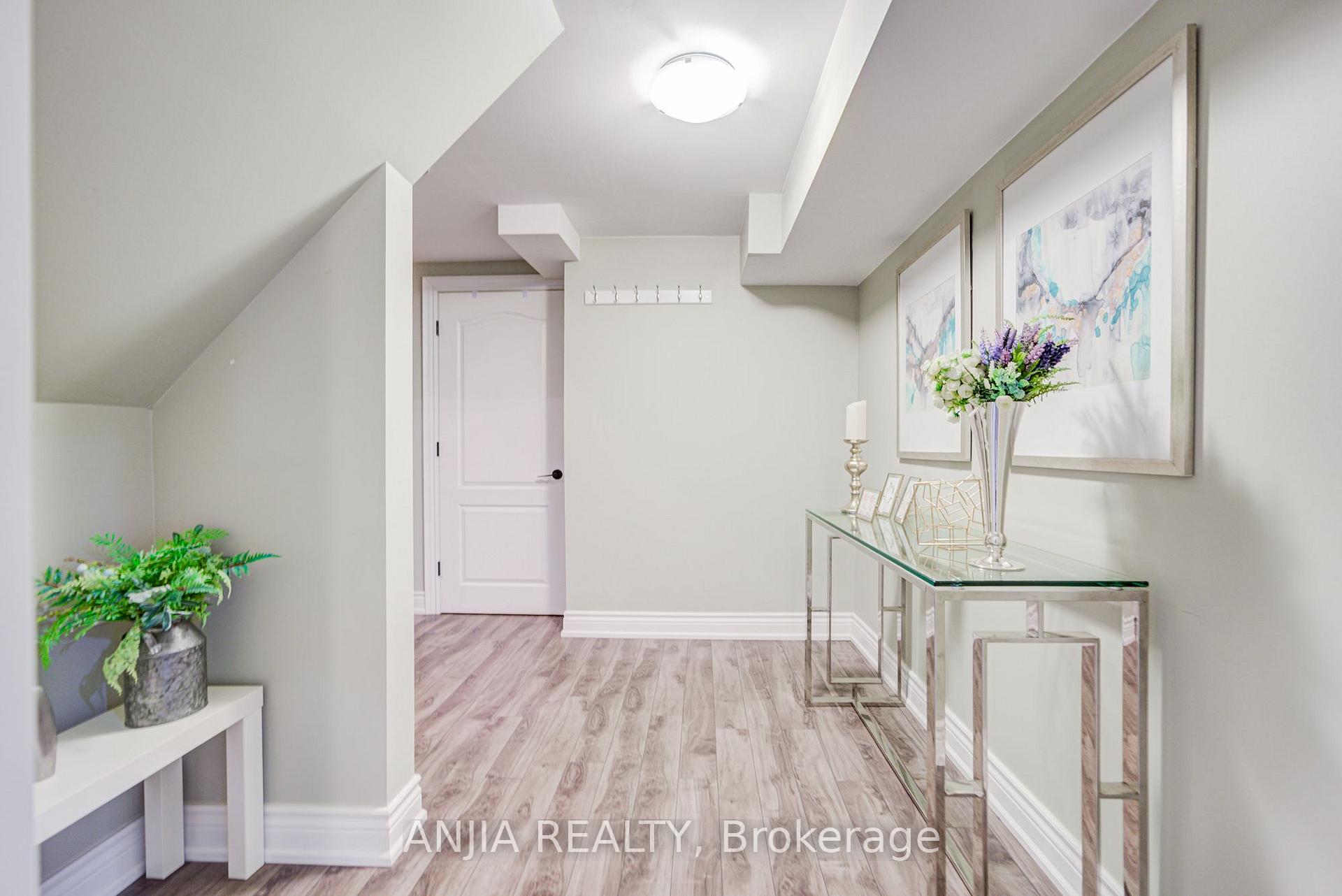 Photo 89 of 369 Mullen Drive, Vaughan, Brownridge — HOMEH