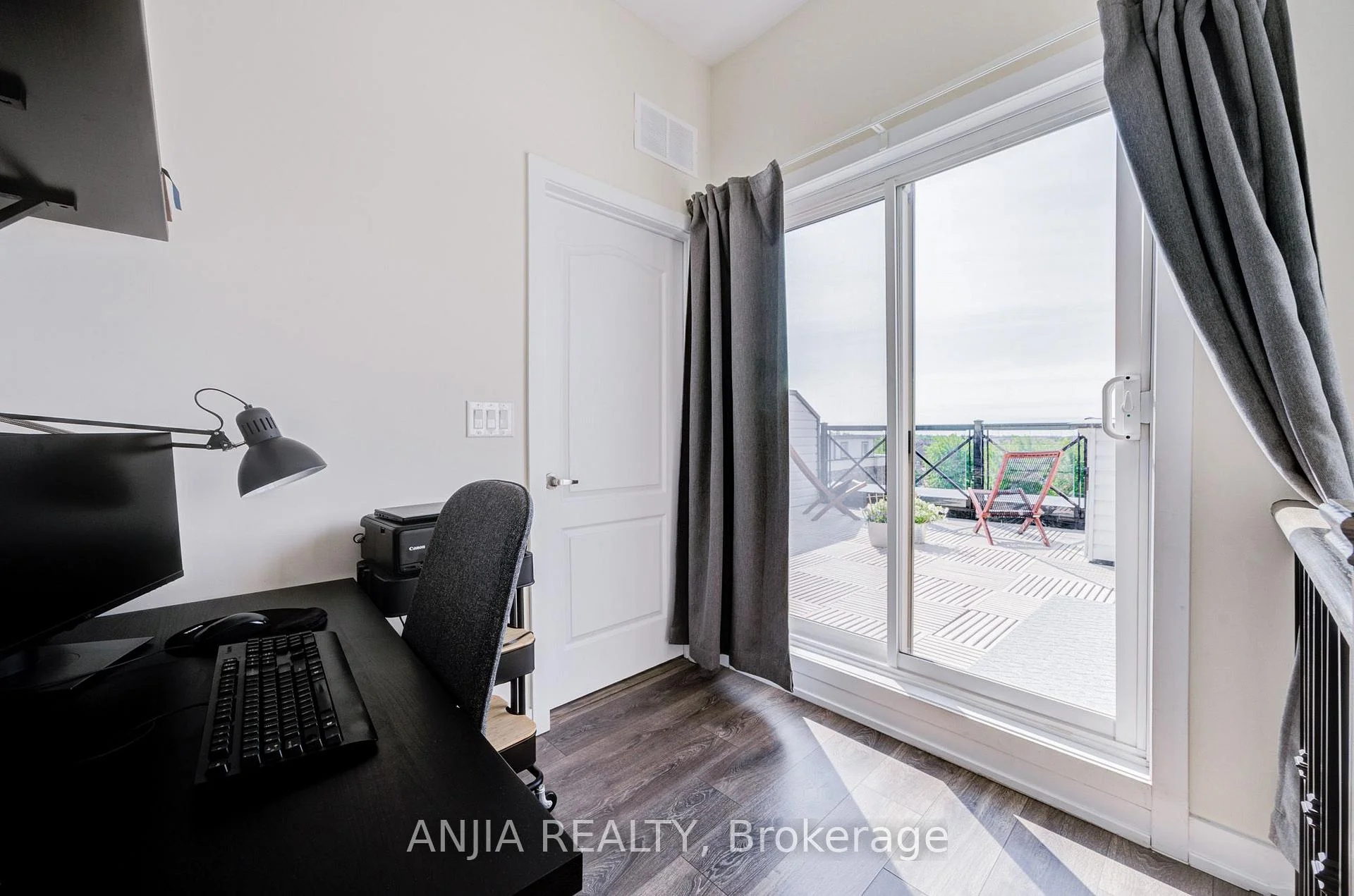 Photo 65 of 369 Mullen Drive, Vaughan, Brownridge — HOMEH