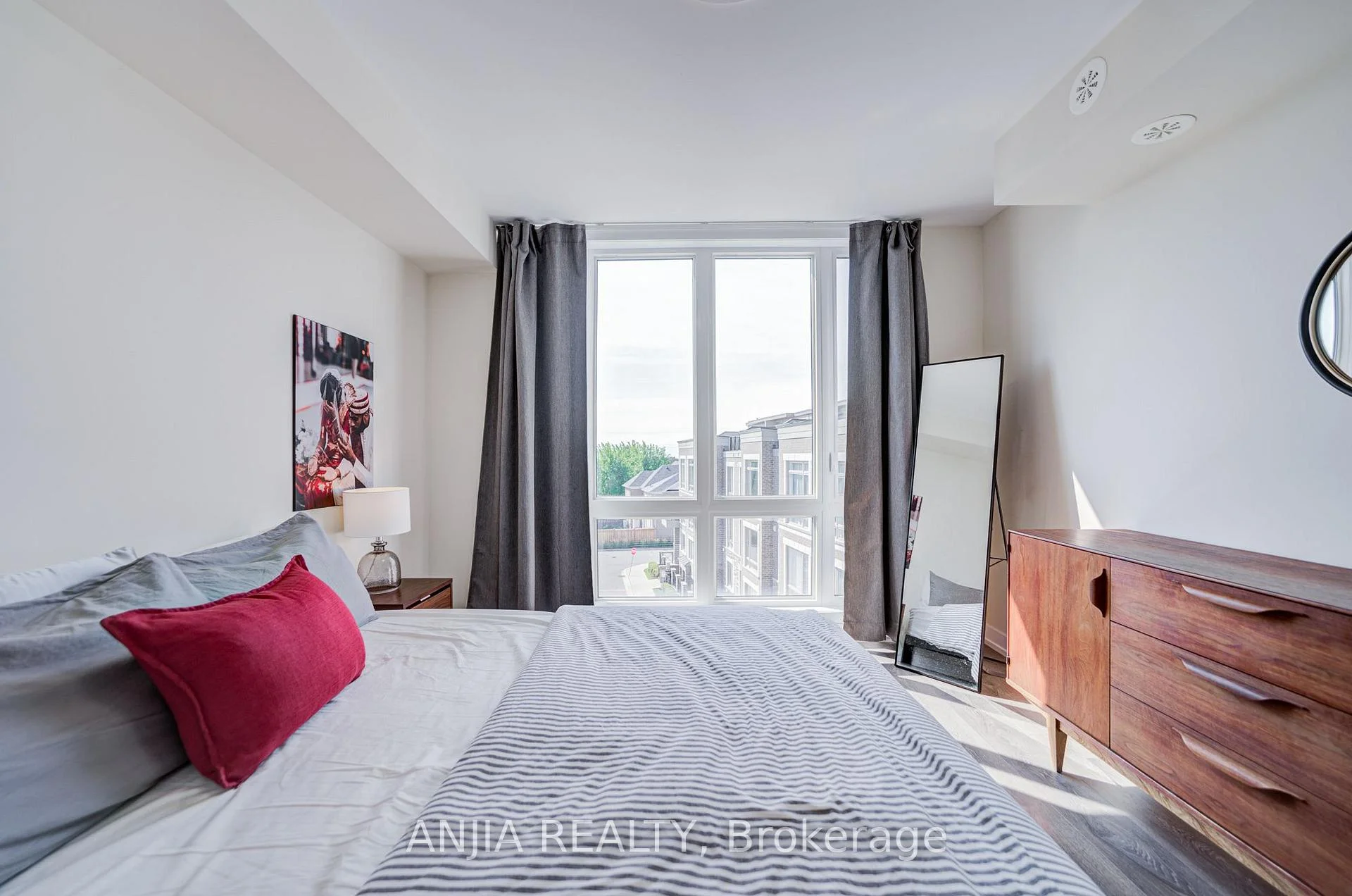 Photo 74 of 369 Mullen Drive, Vaughan, Brownridge — HOMEH