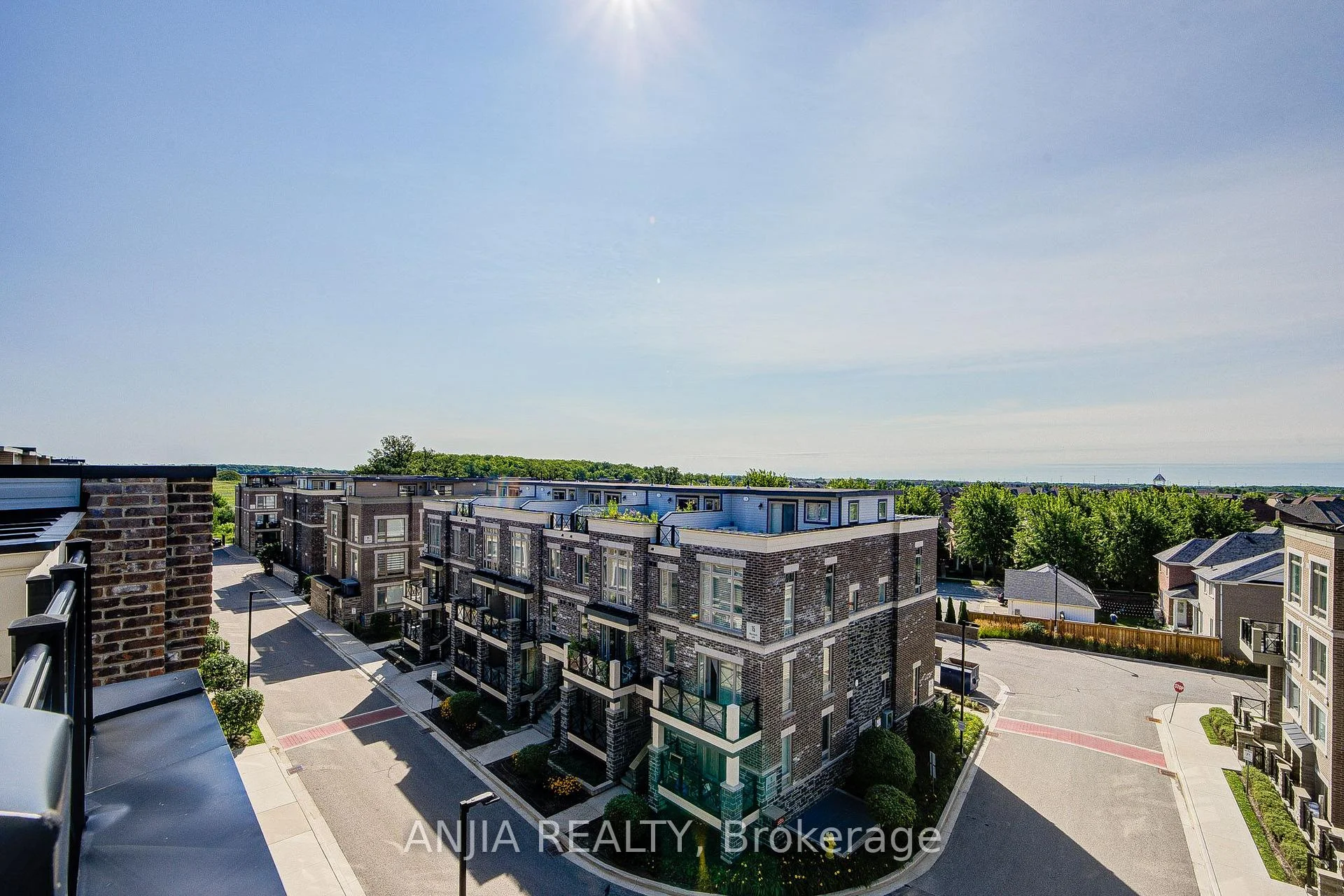 Photo 86 of 369 Mullen Drive, Vaughan, Brownridge — HOMEH