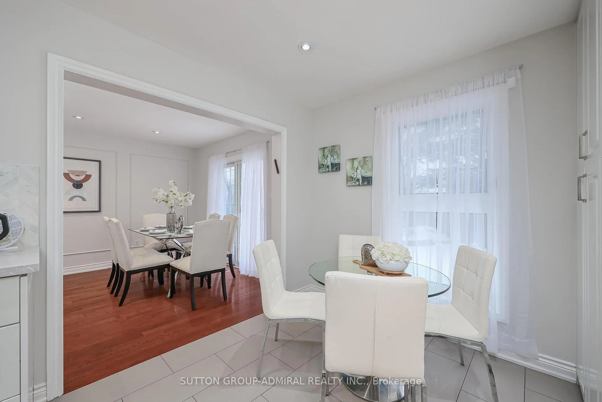 Photo 11 of 65 Patrice Crescent, Vaughan, Crestwood-Springfarm-Yorkhill — HOMEH