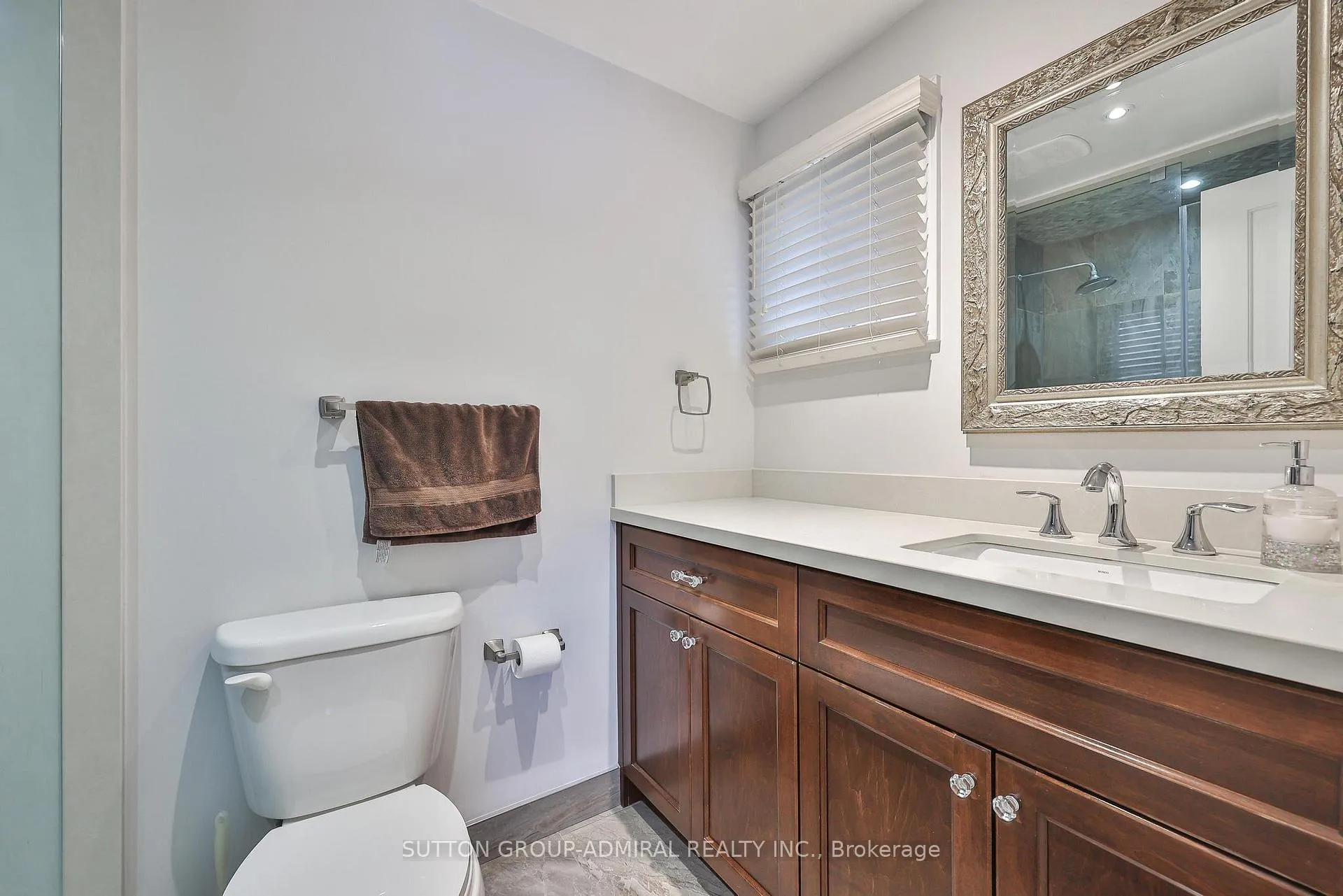 Photo 22 of 65 Patrice Crescent, Vaughan, Crestwood-Springfarm-Yorkhill — HOMEH
