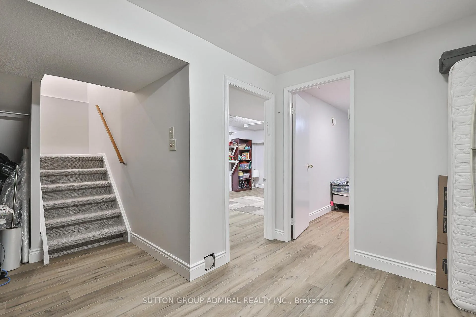 Photo 26 of 65 Patrice Crescent, Vaughan, Crestwood-Springfarm-Yorkhill — HOMEH