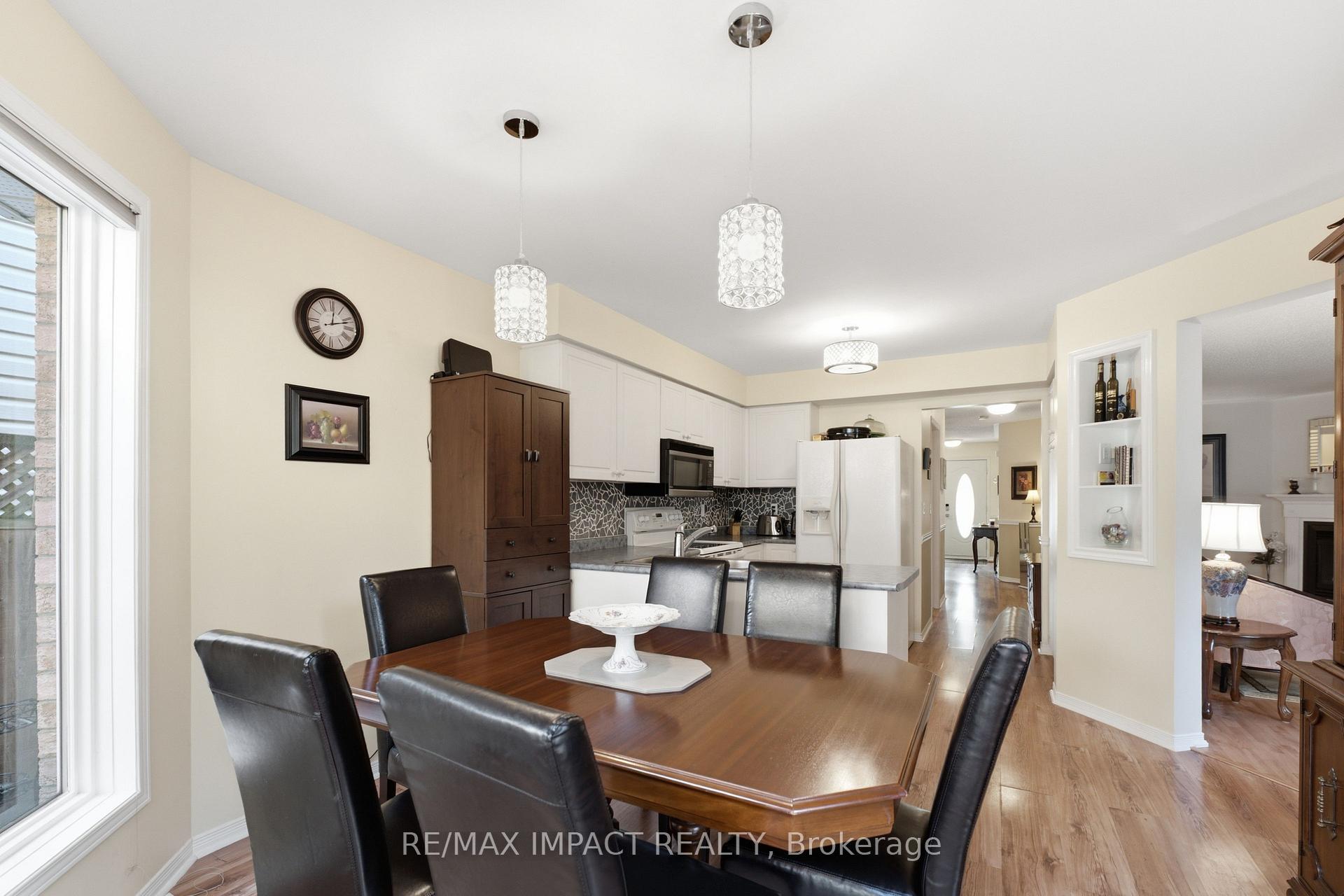 Photo 11 of 106 Mcfeeters Crescent, Clarington, Bowmanville — HOMEH