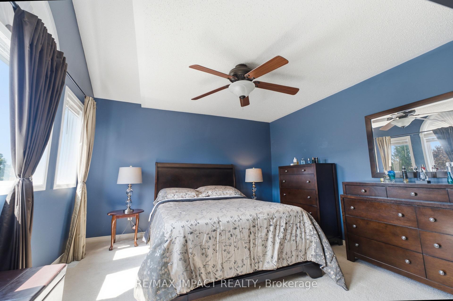 Photo 17 of 106 Mcfeeters Crescent, Clarington, Bowmanville — HOMEH