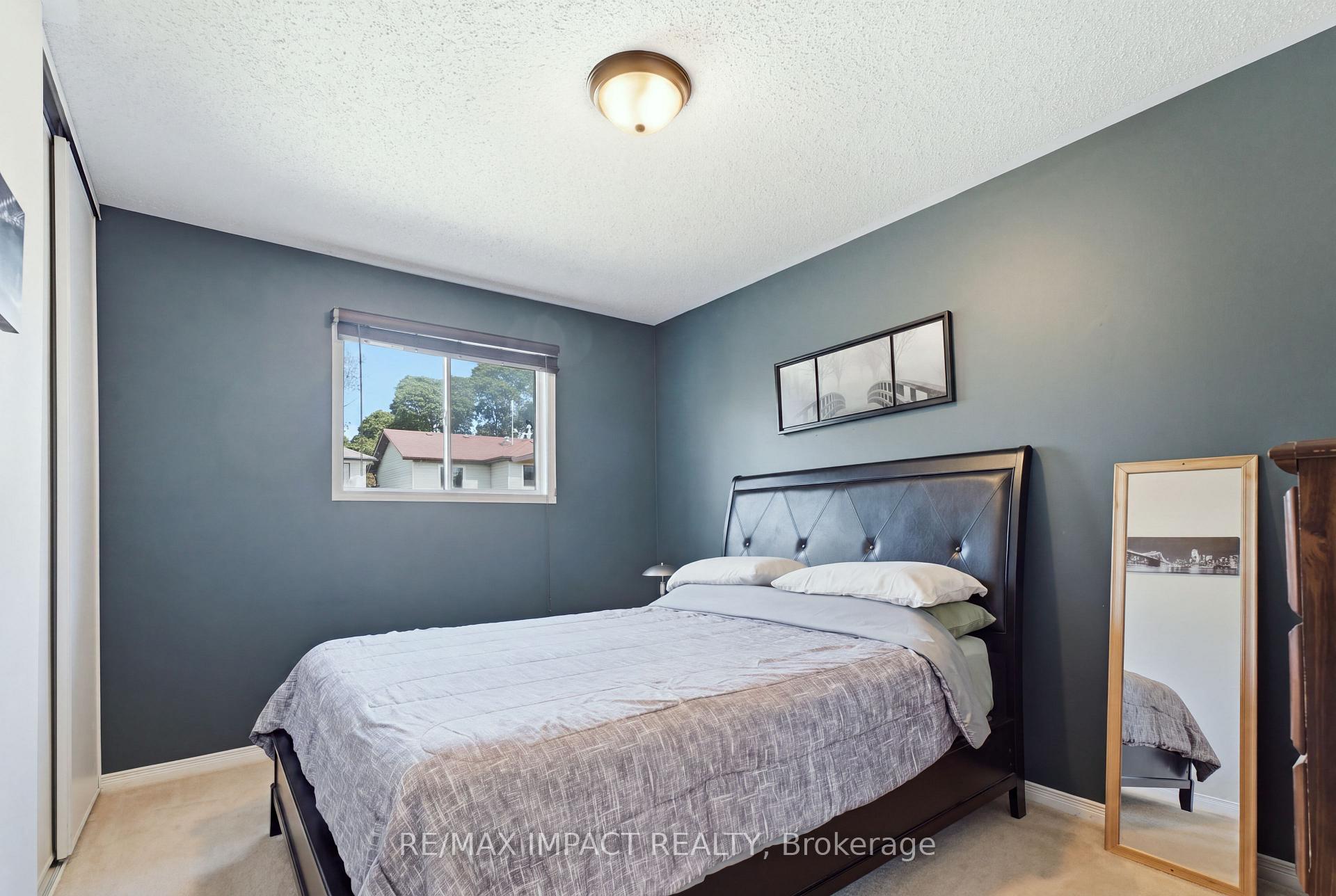 Photo 20 of 106 Mcfeeters Crescent, Clarington, Bowmanville — HOMEH