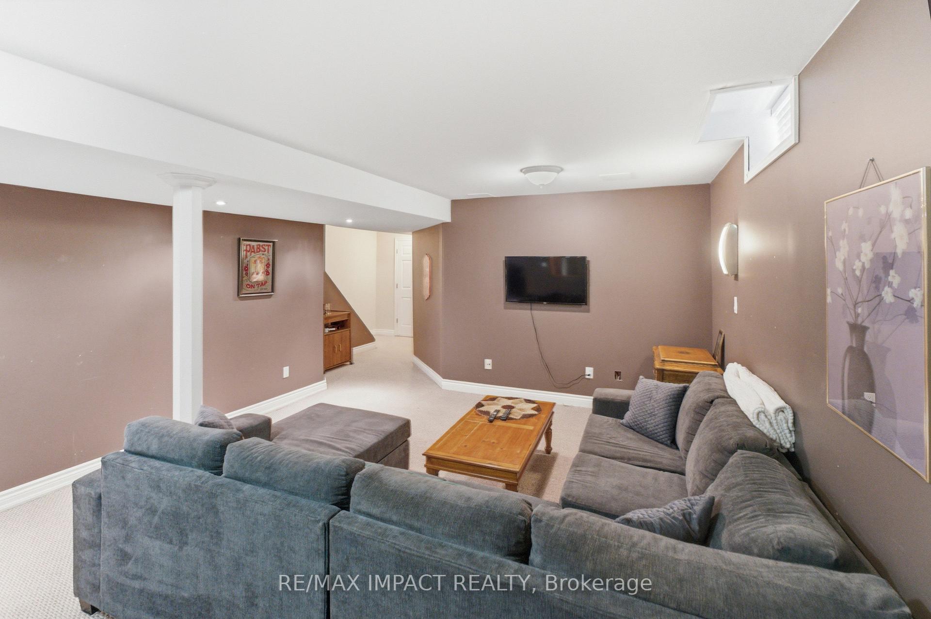 Photo 27 of 106 Mcfeeters Crescent, Clarington, Bowmanville — HOMEH
