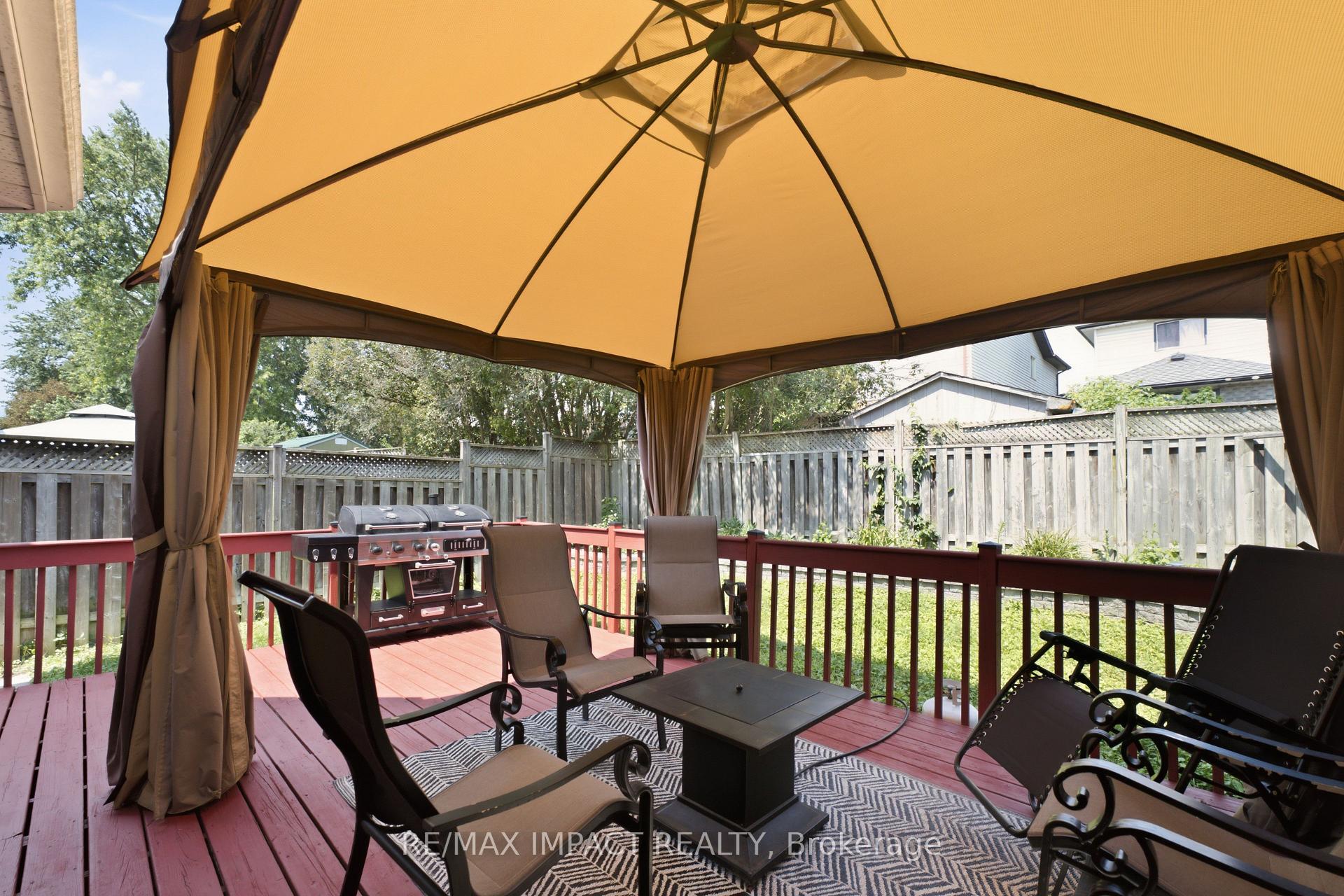 Photo 33 of 106 Mcfeeters Crescent, Clarington, Bowmanville — HOMEH