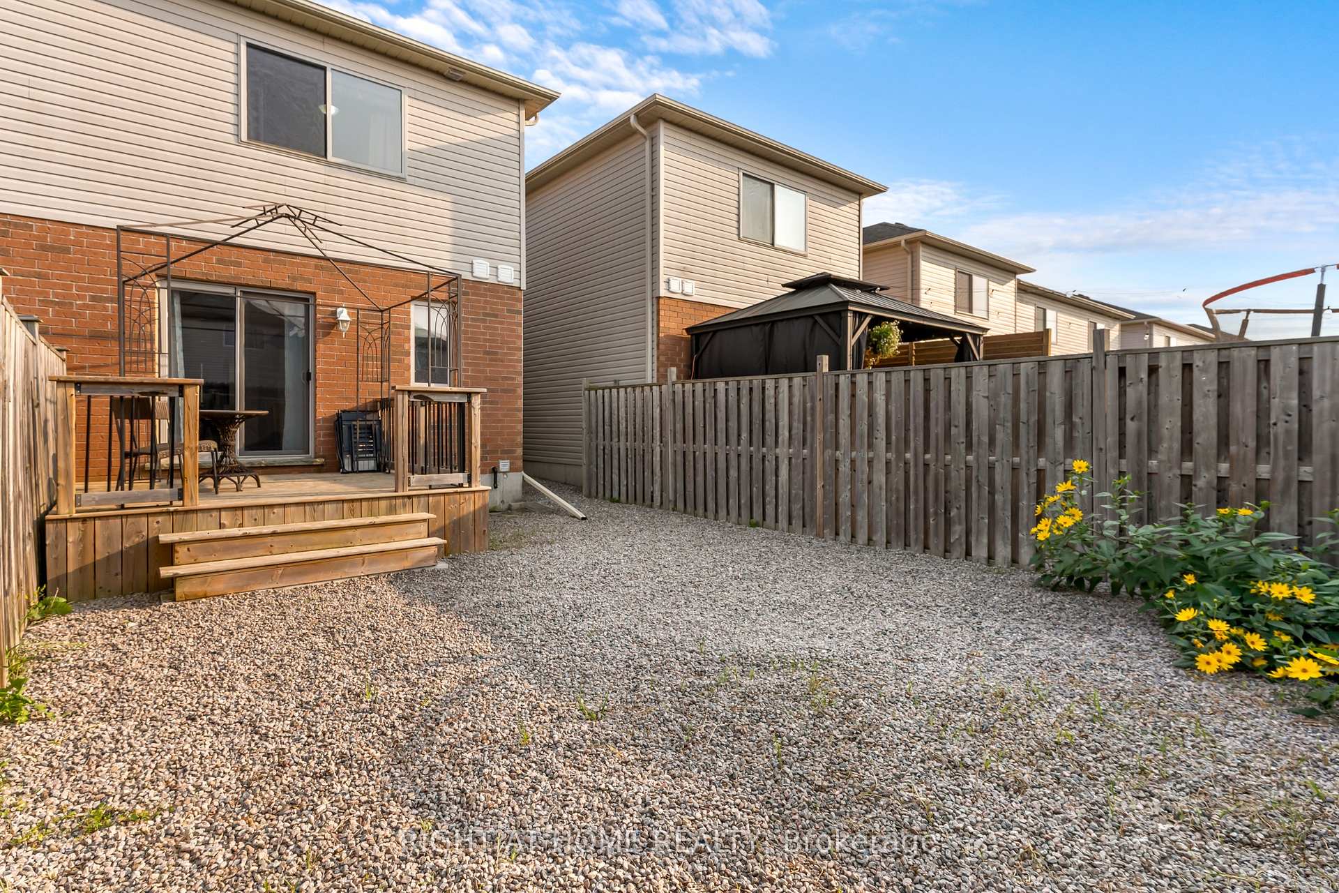 Photo 19 of 169 Banting Crescent, Essa, Angus — HOMEH