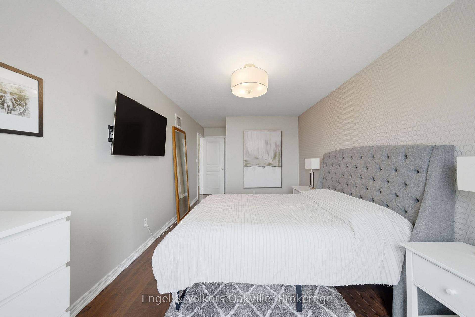 Photo 24 of 146 Truedell Circle, Hamilton, Waterdown — HOMEH