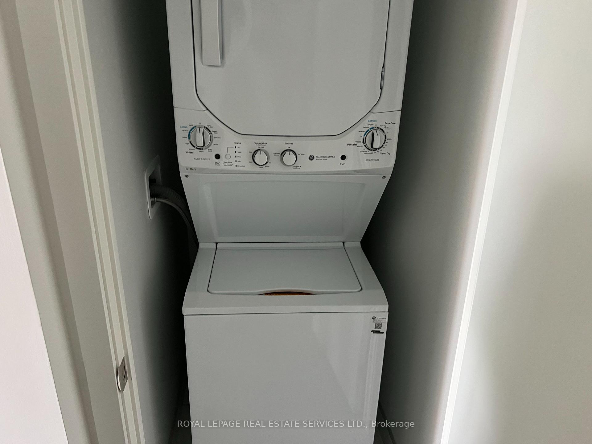 Photo 5 of Unit 430, 4010 Eglinton Avenue W, Etobicoke, Humber Heights — HOMEH