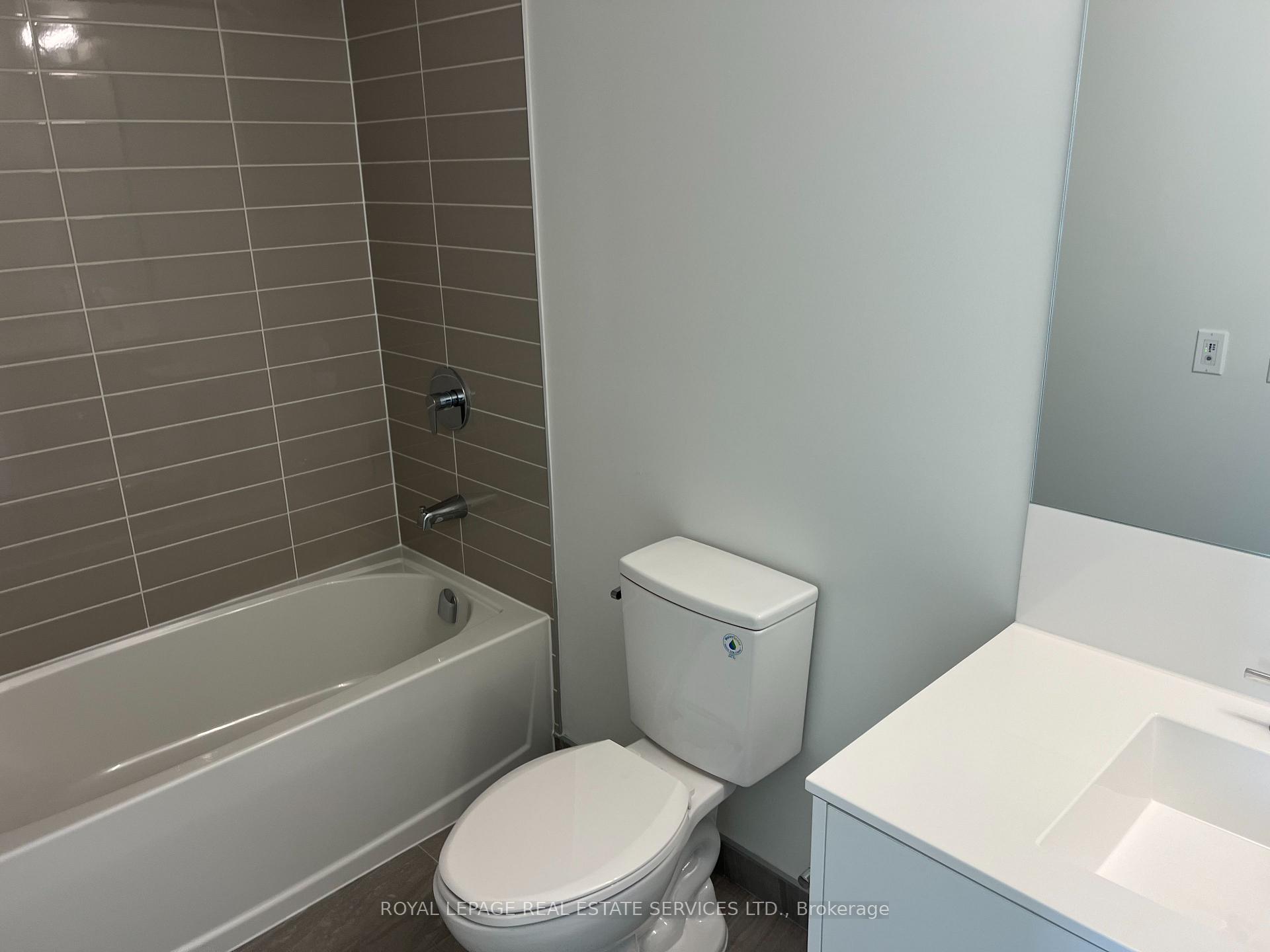 Photo 11 of Unit 430, 4010 Eglinton Avenue W, Etobicoke, Humber Heights — HOMEH