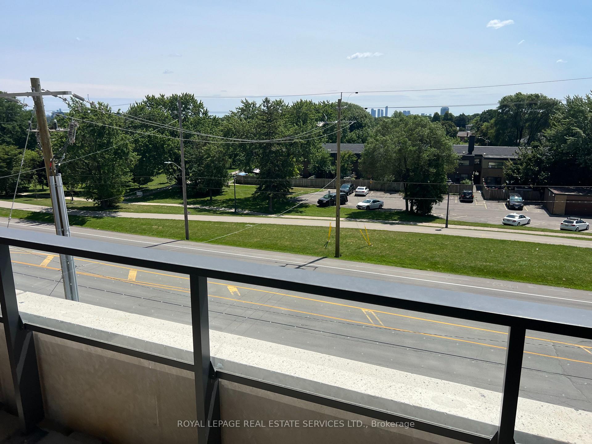 Photo 13 of Unit 430, 4010 Eglinton Avenue W, Etobicoke, Humber Heights — HOMEH