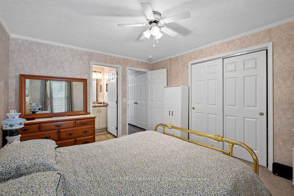 Photo 37 of 16 Eastgate Avenue, Ottawa, Bellwood - Industrial Park — HOMEH
