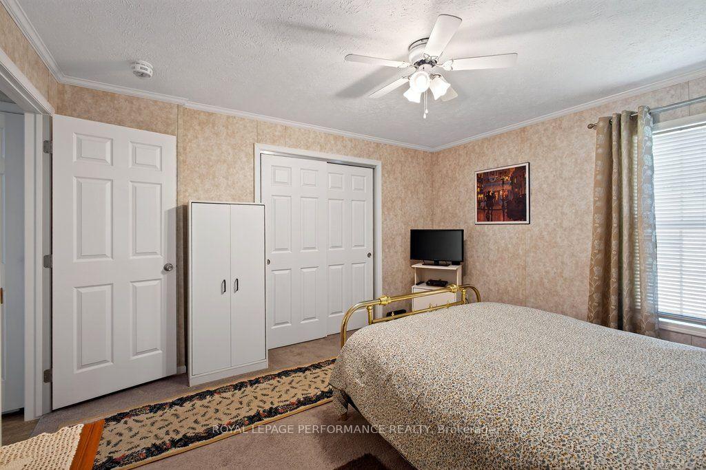 Photo 39 of 16 Eastgate Avenue, Ottawa, Bellwood - Industrial Park — HOMEH