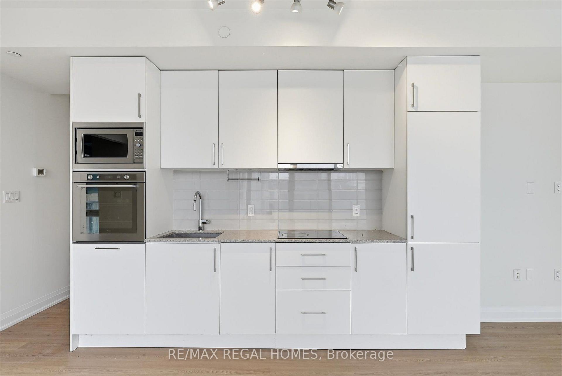 Photo 2 of Unit 1008E, 576 Front Street W, Toronto, Waterfront Communities — HOMEH