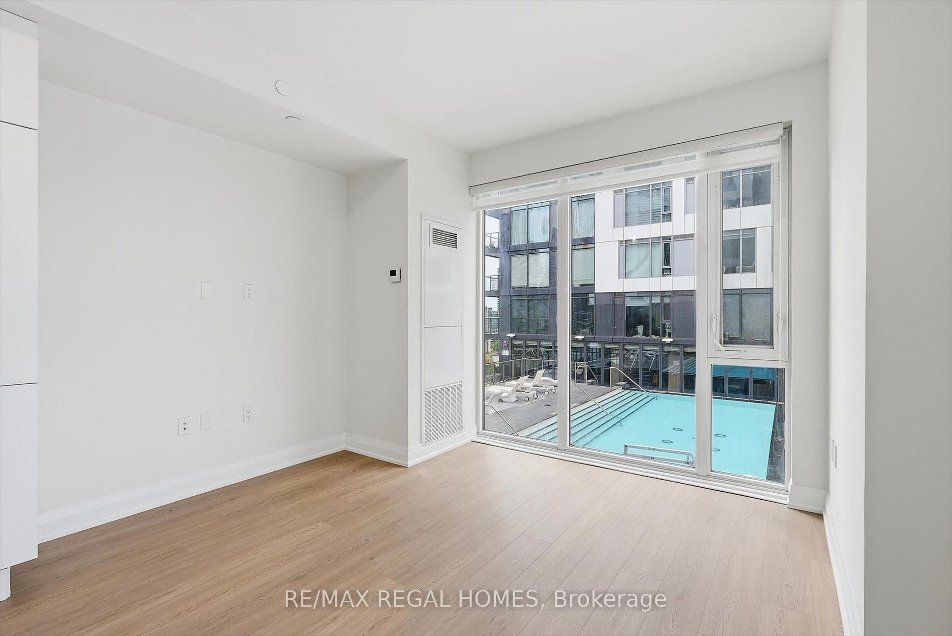 Photo 5 of Unit 1008E, 576 Front Street W, Toronto, Waterfront Communities — HOMEH