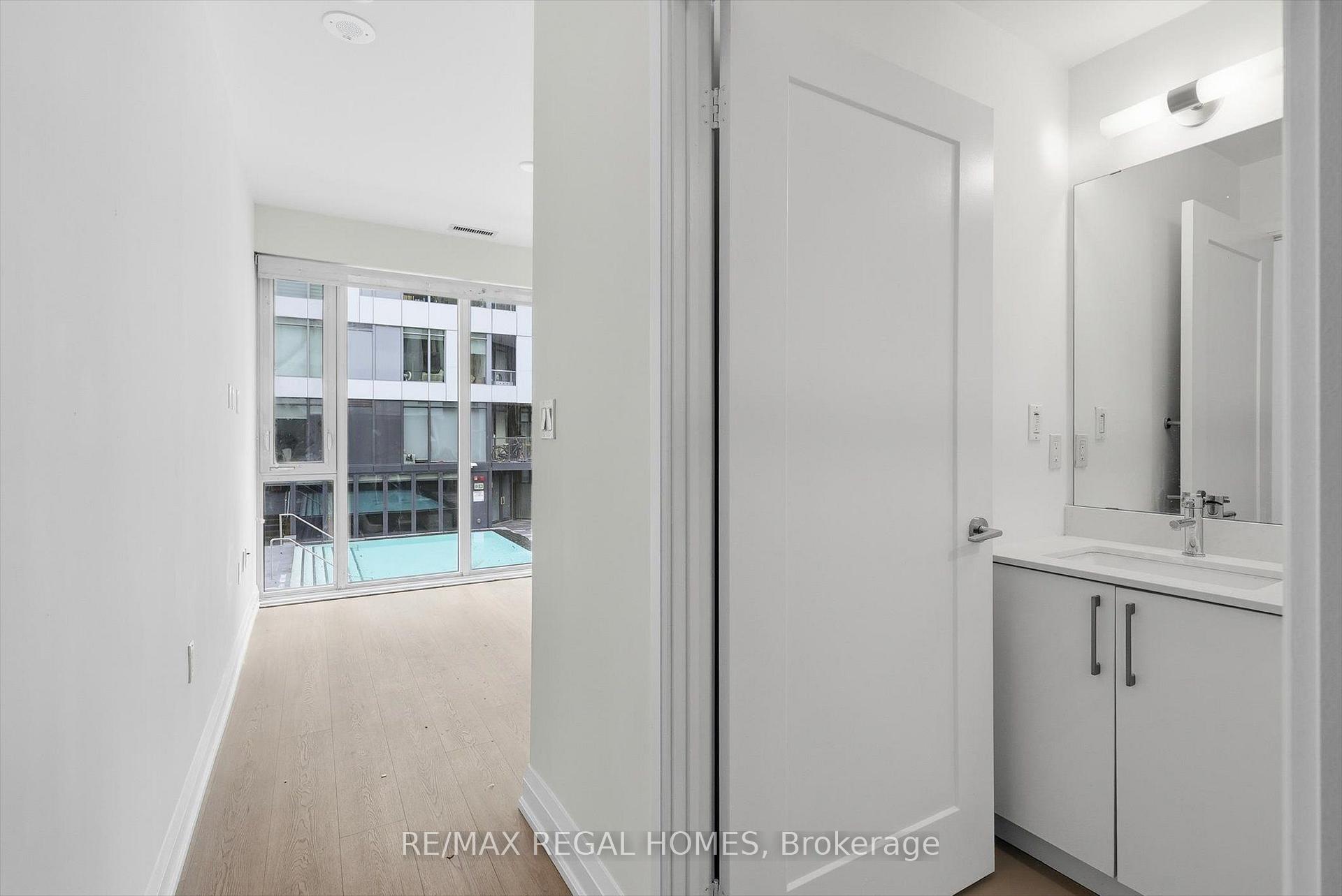 Photo 9 of Unit 1008E, 576 Front Street W, Toronto, Waterfront Communities — HOMEH