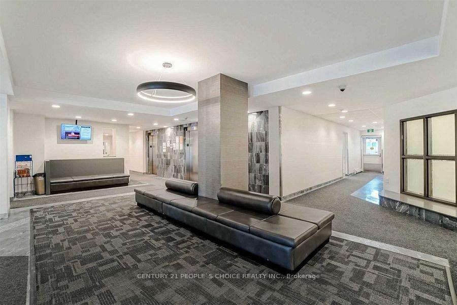 Photo 5 of Unit 2010, 350 Webb Drive, Mississauga, City Centre — HOMEH