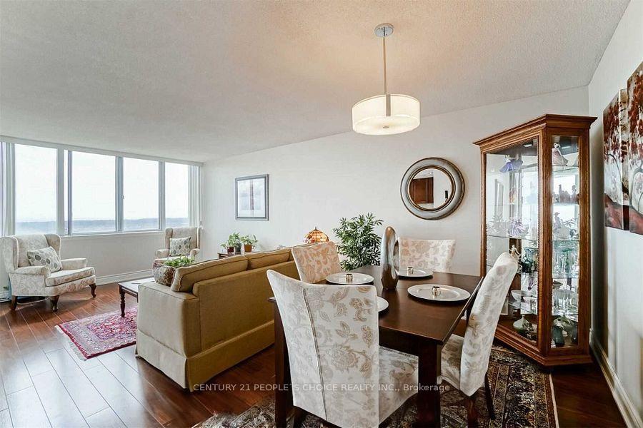Photo 8 of Unit 2010, 350 Webb Drive, Mississauga, City Centre — HOMEH