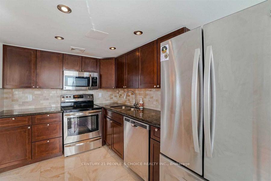 Photo 11 of Unit 2010, 350 Webb Drive, Mississauga, City Centre — HOMEH